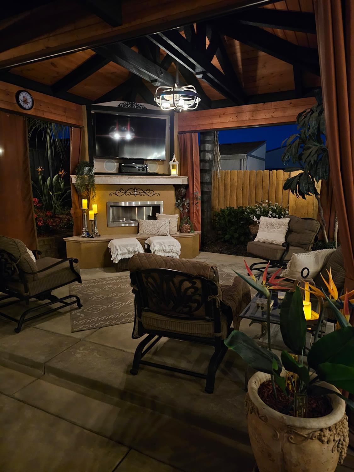 3319 Corinthian Lane