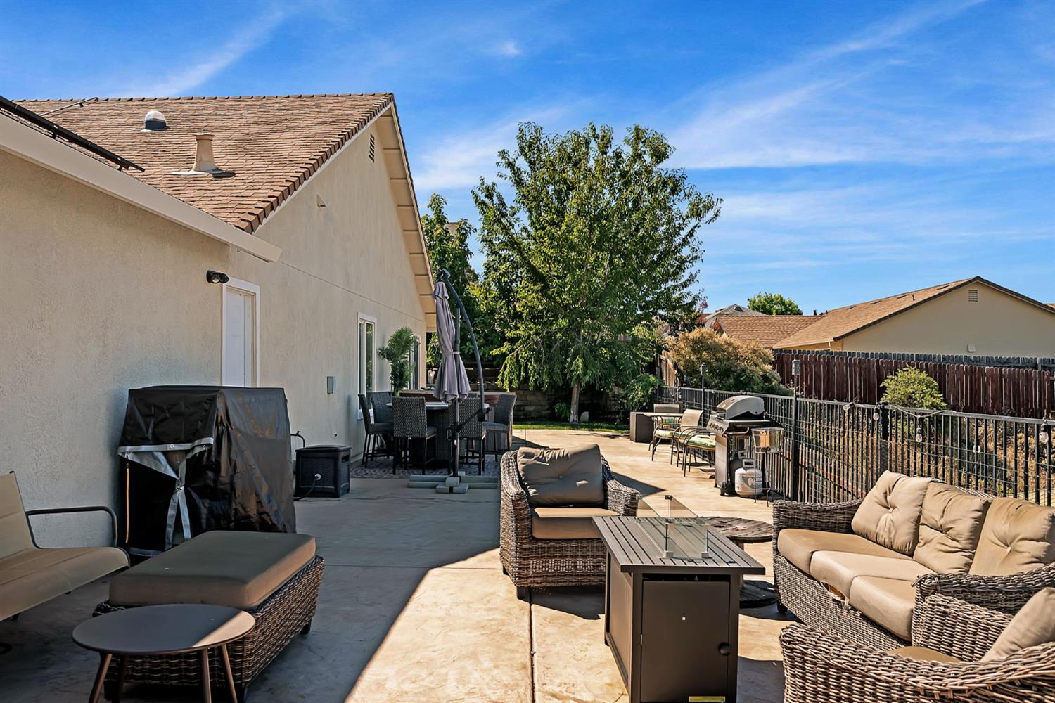 155 Hillside Place