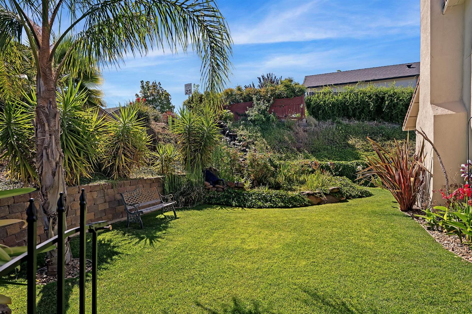 155 Hillside Place