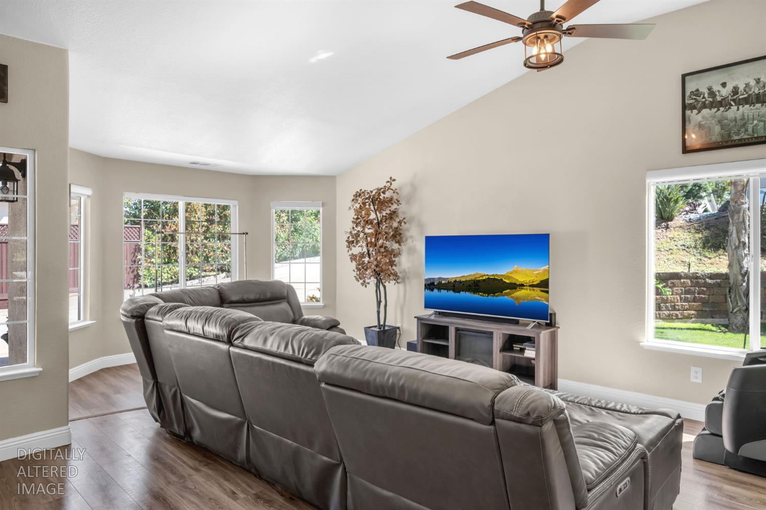 155 Hillside Place