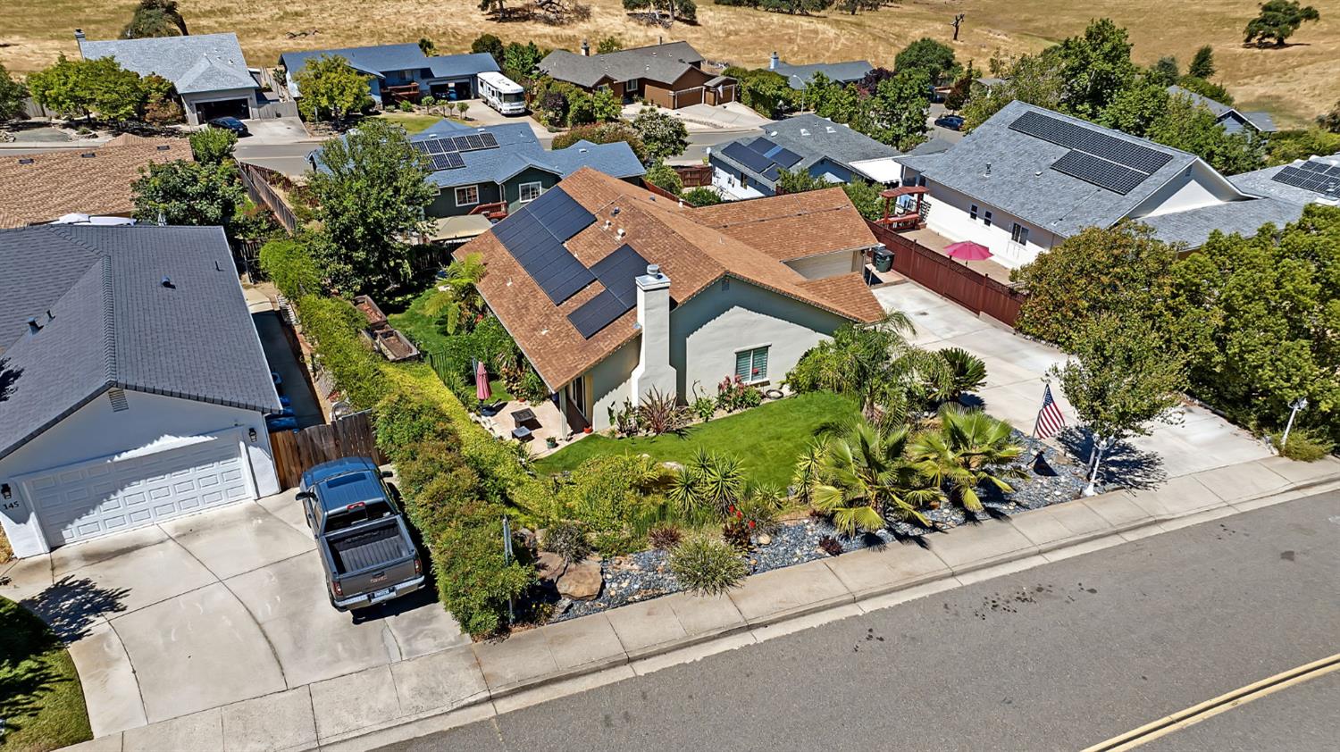155 Hillside Place