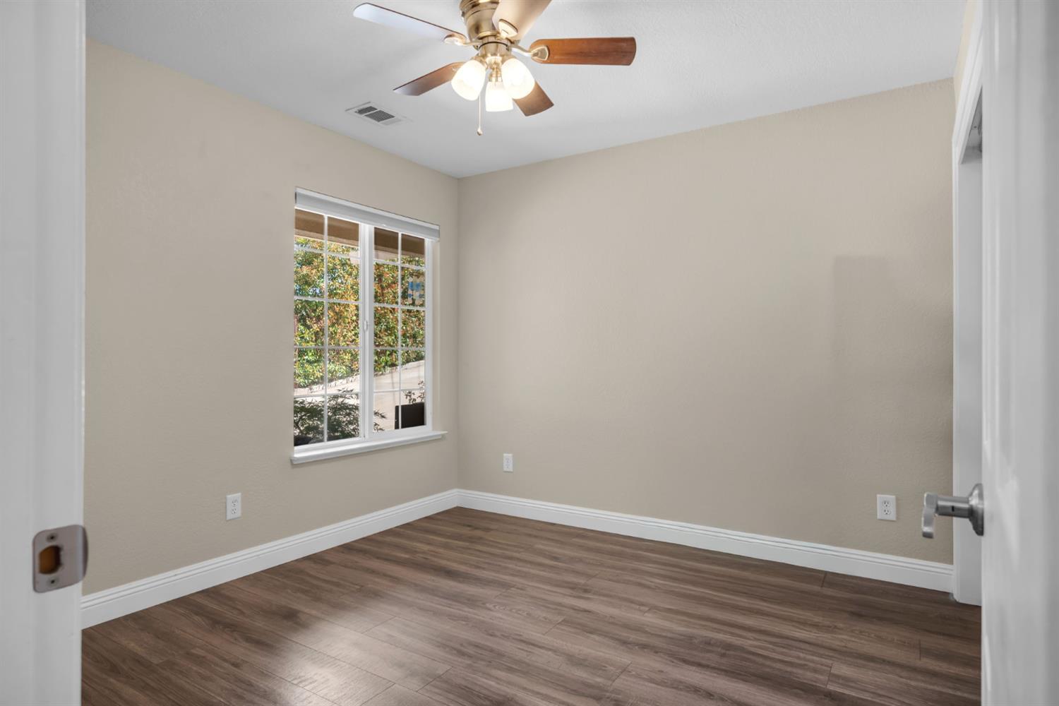 155 Hillside Place
