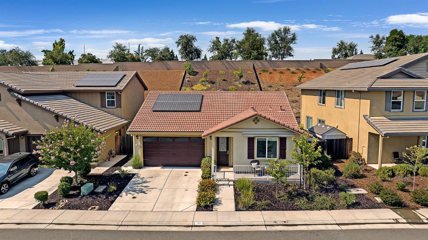 586 Willow Ridge Court