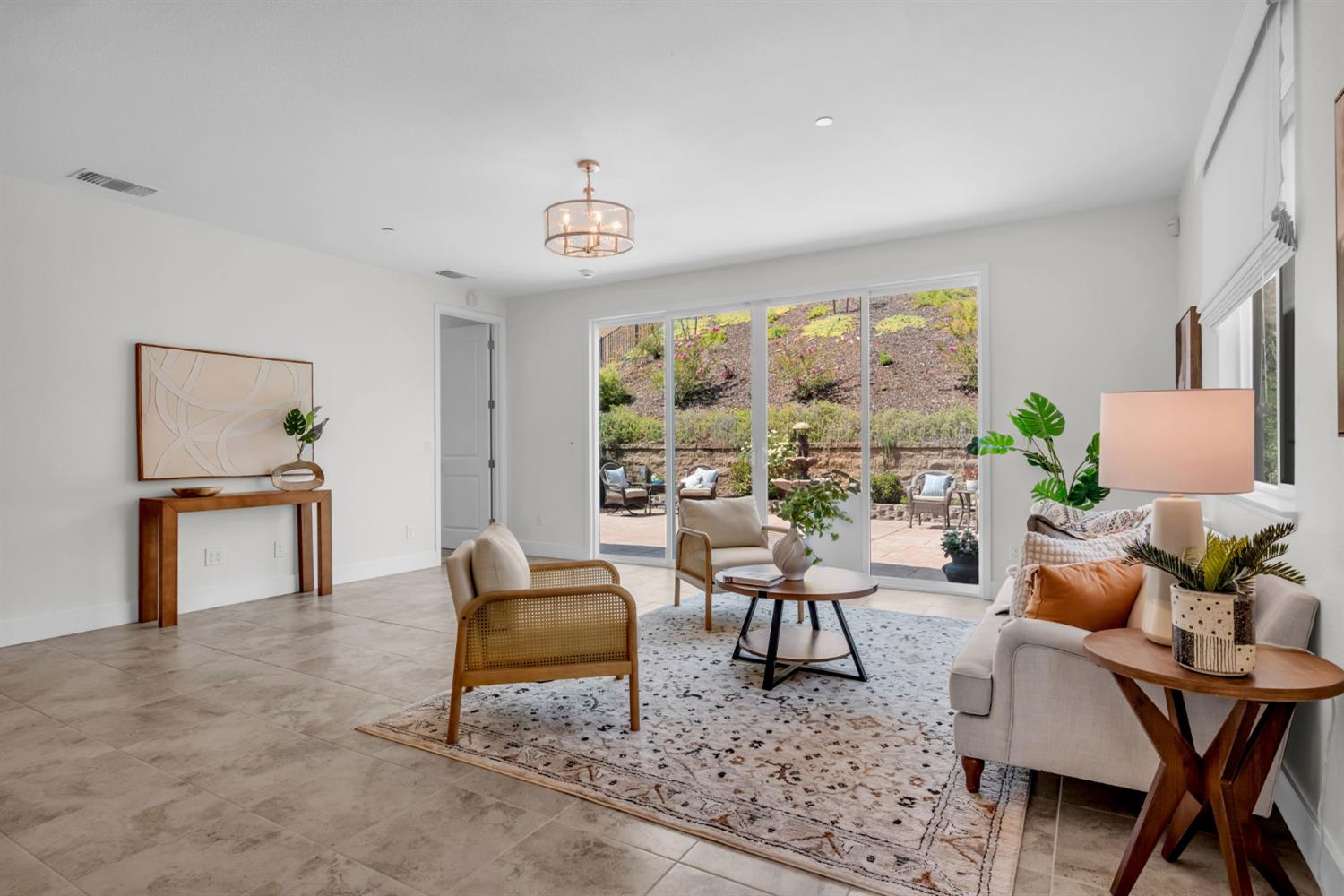 586 Willow Ridge Court