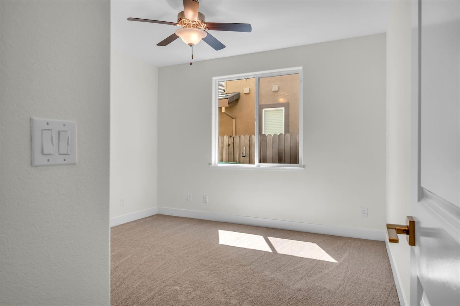 586 Willow Ridge Court