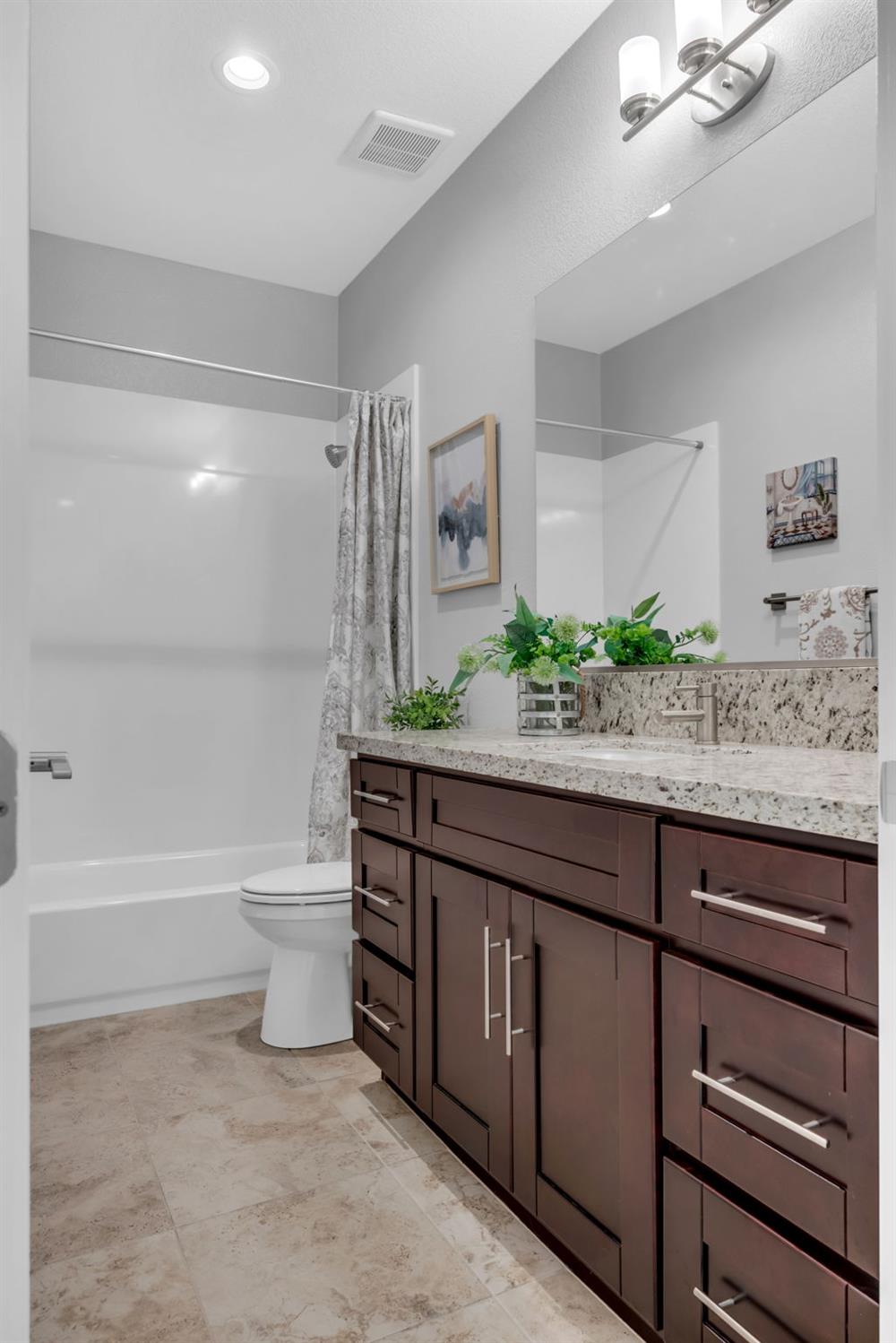 586 Willow Ridge Court