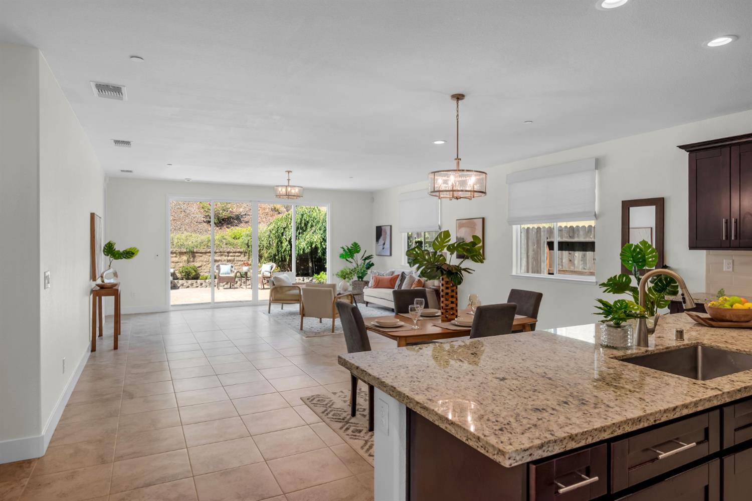 586 Willow Ridge Court