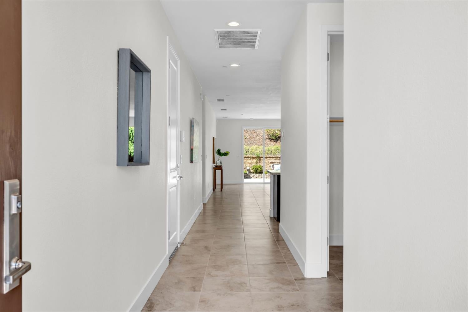 586 Willow Ridge Court