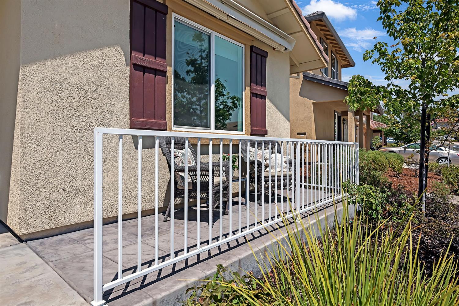 586 Willow Ridge Court