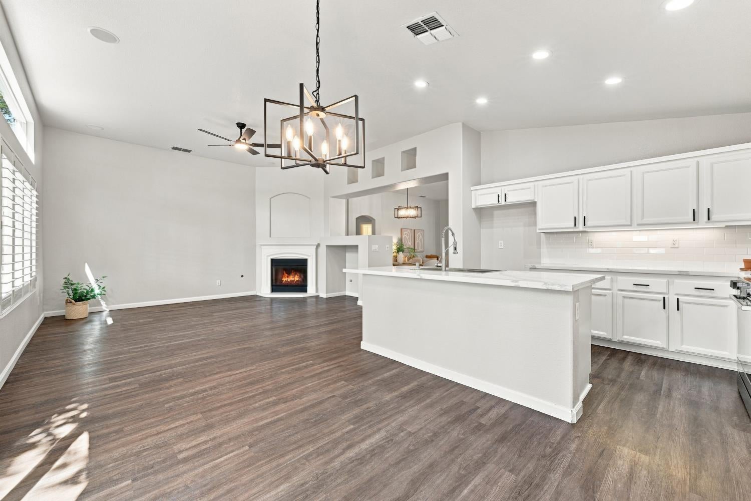 81 Bombay Circle