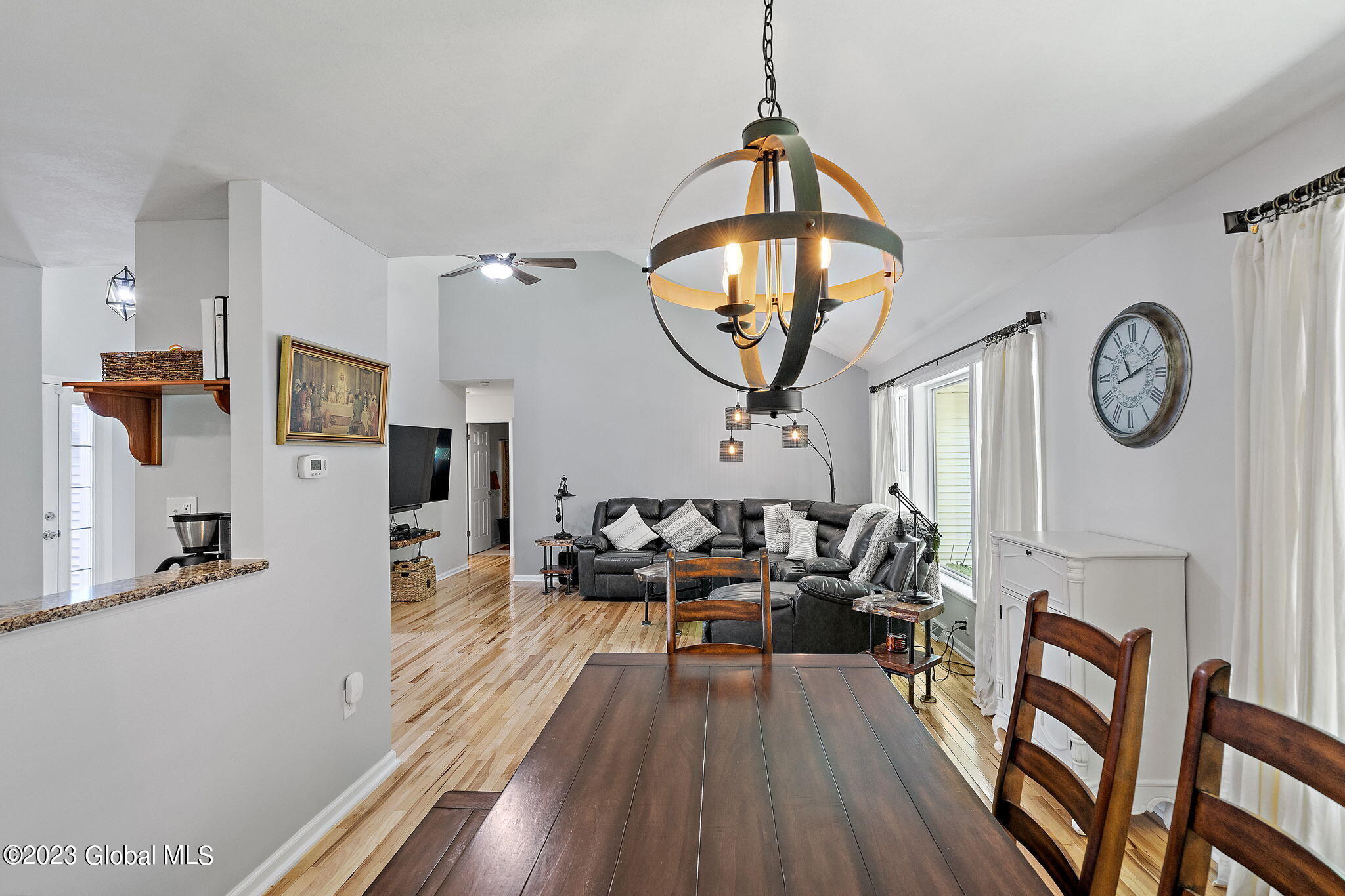 3 Candiwood Court