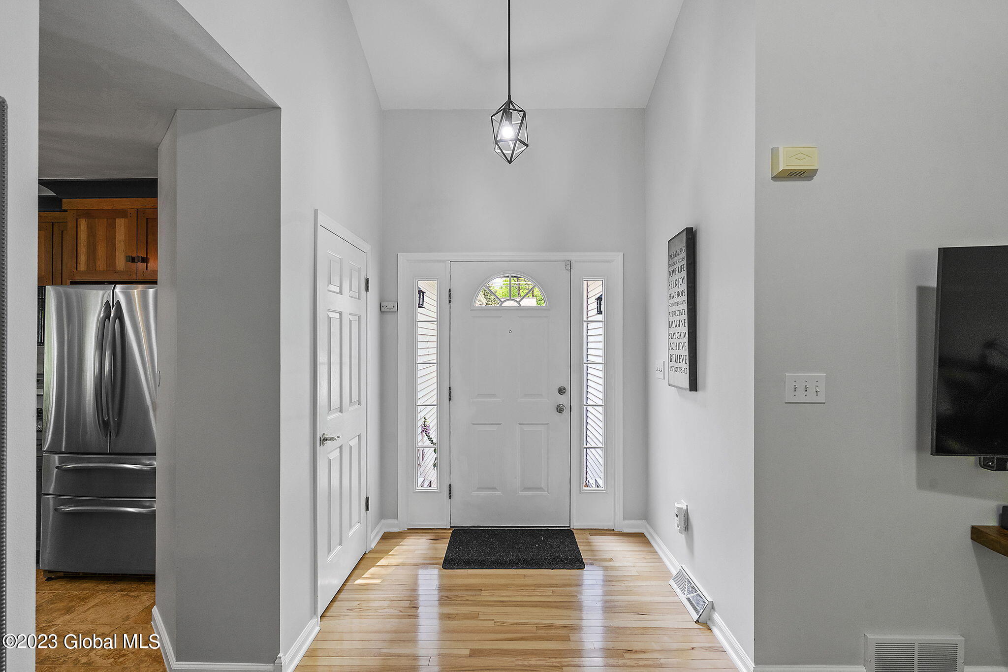 3 Candiwood Court