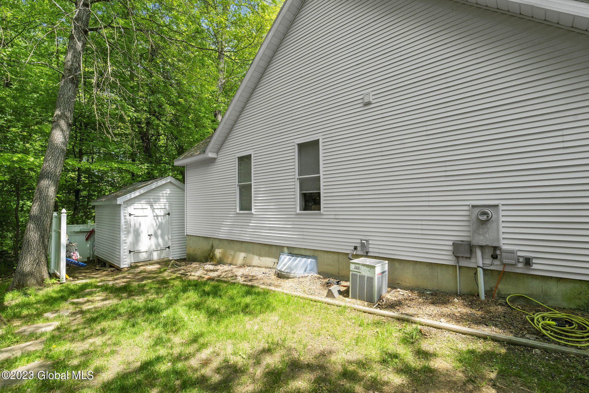 3 Candiwood Court