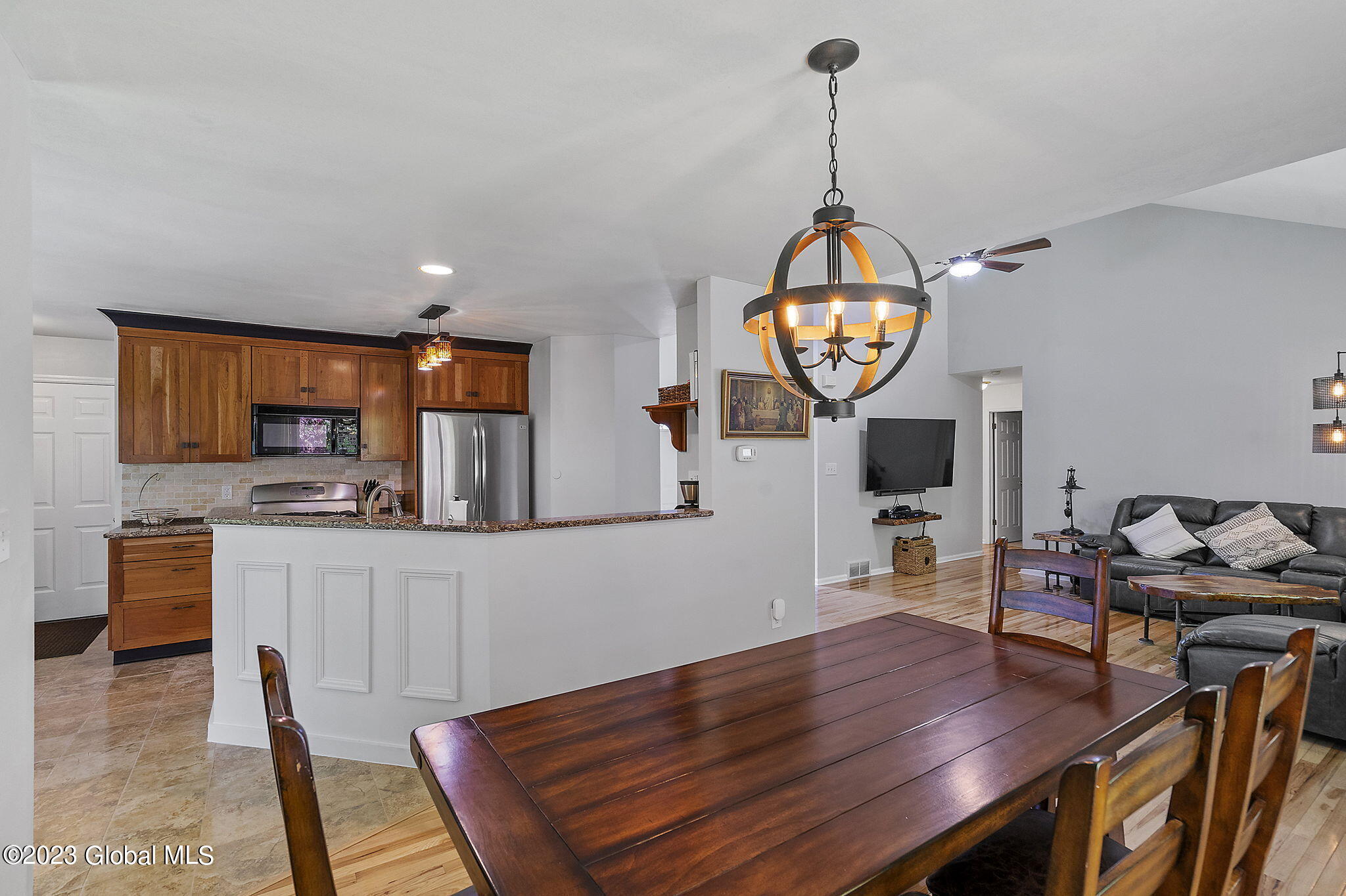 3 Candiwood Court
