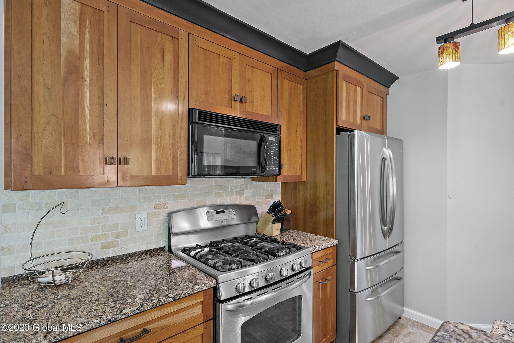 3 Candiwood Court