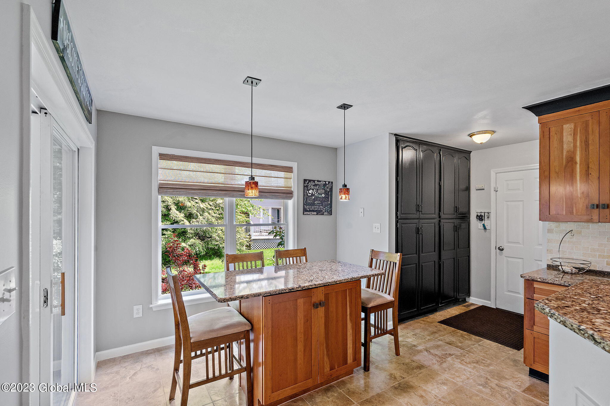3 Candiwood Court