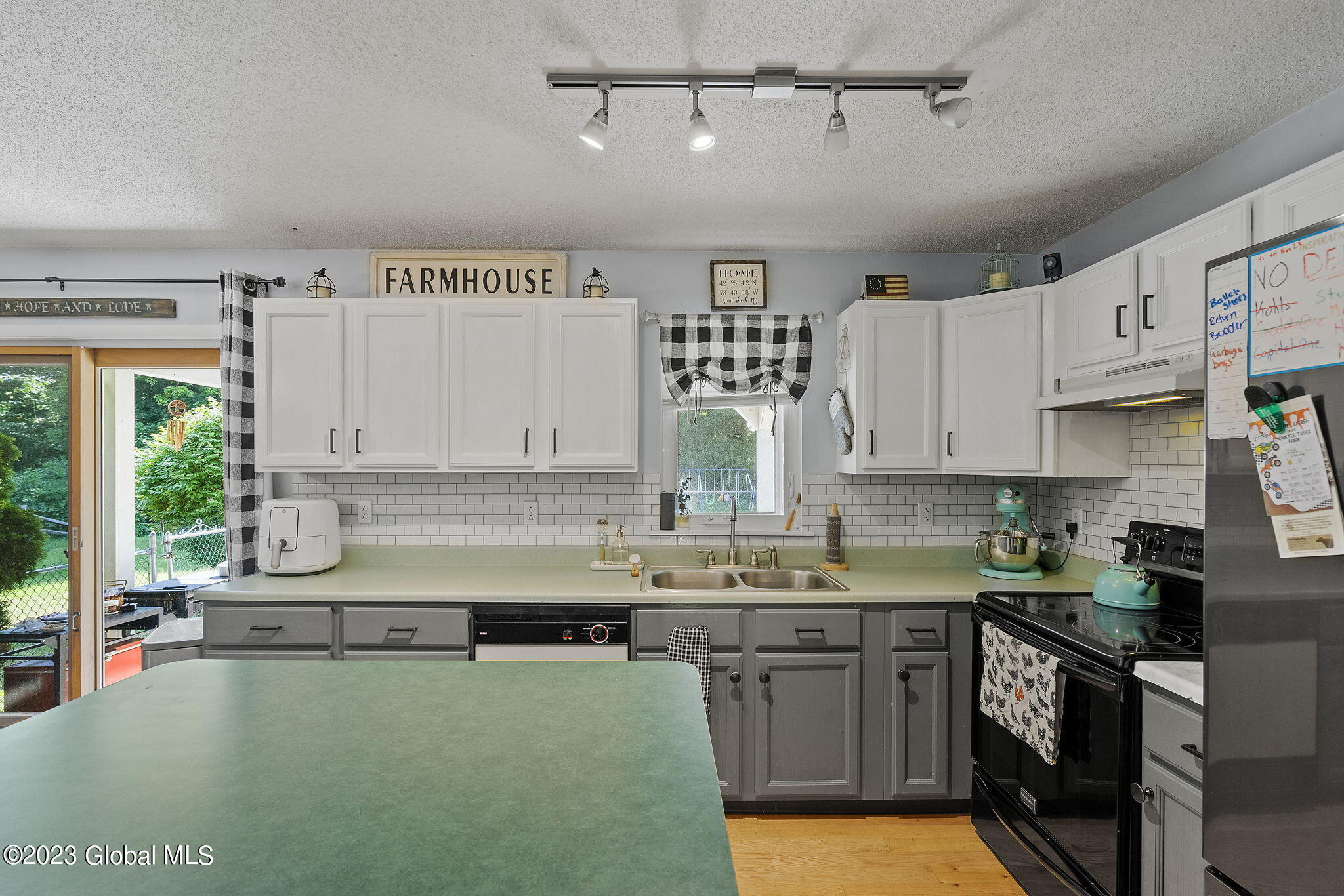 6505 Smith Circle