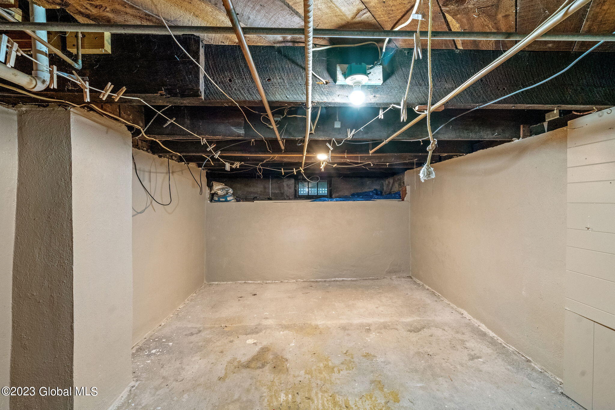 2504 Augustine Avenue