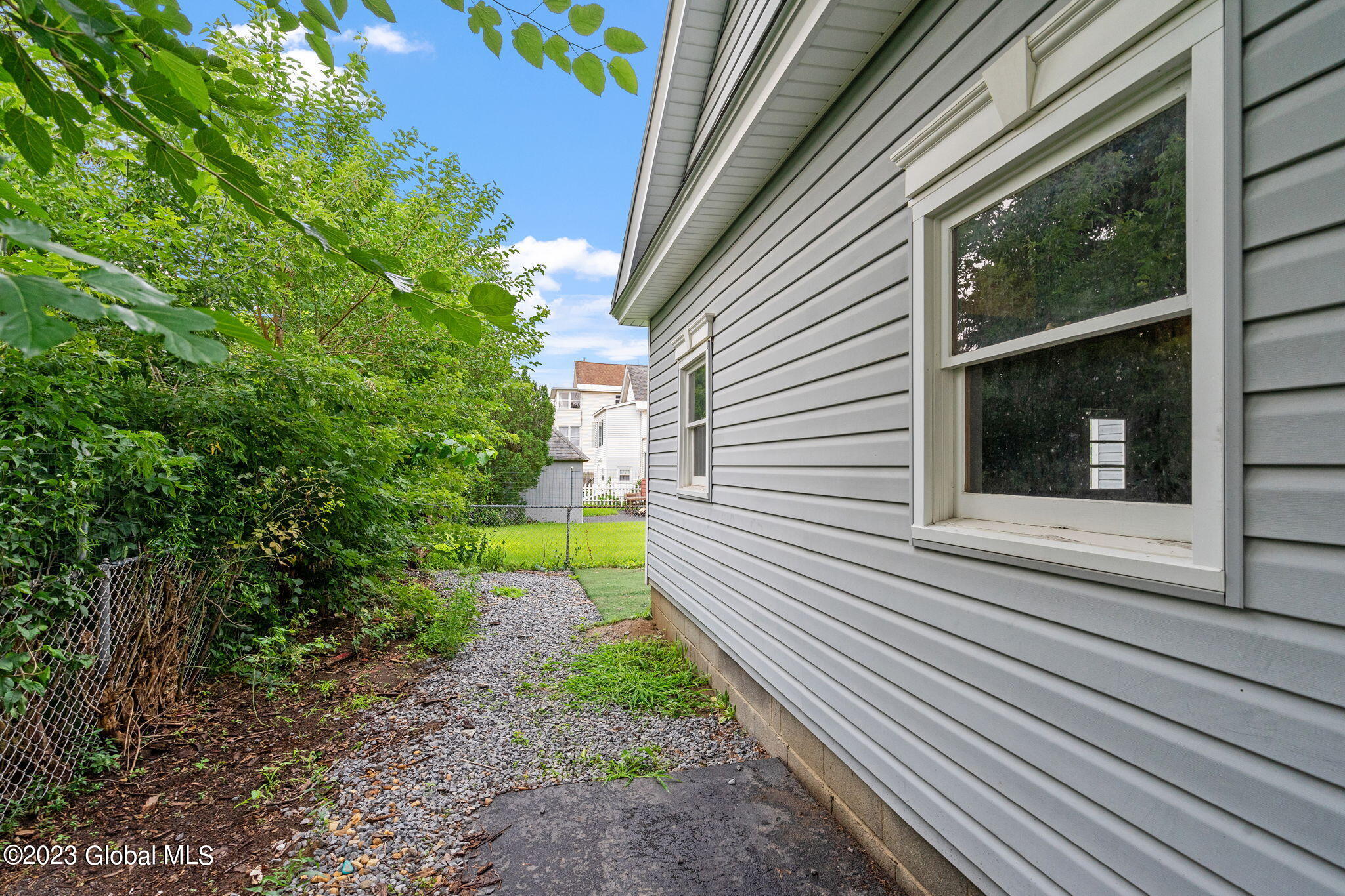 2504 Augustine Avenue