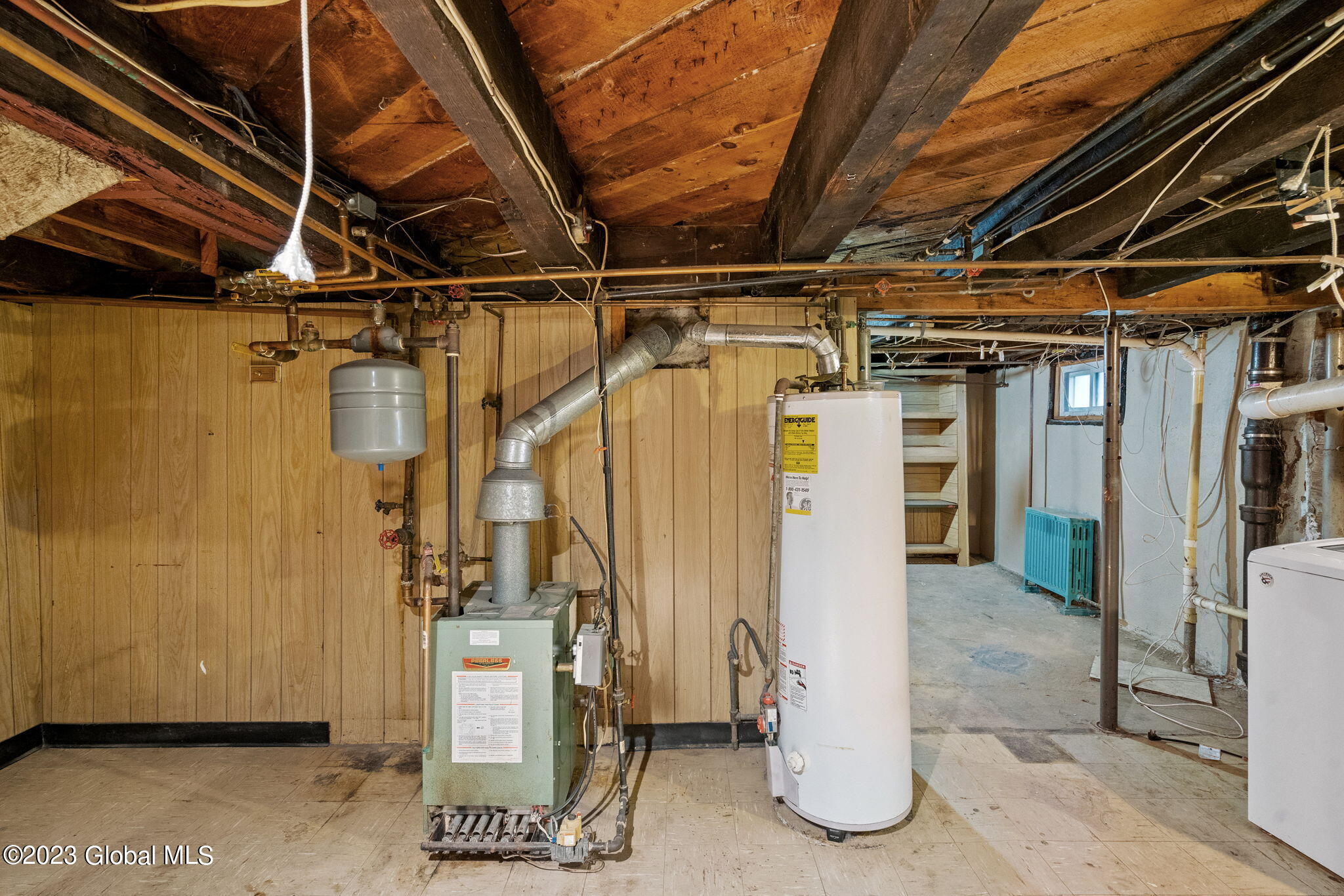 2504 Augustine Avenue