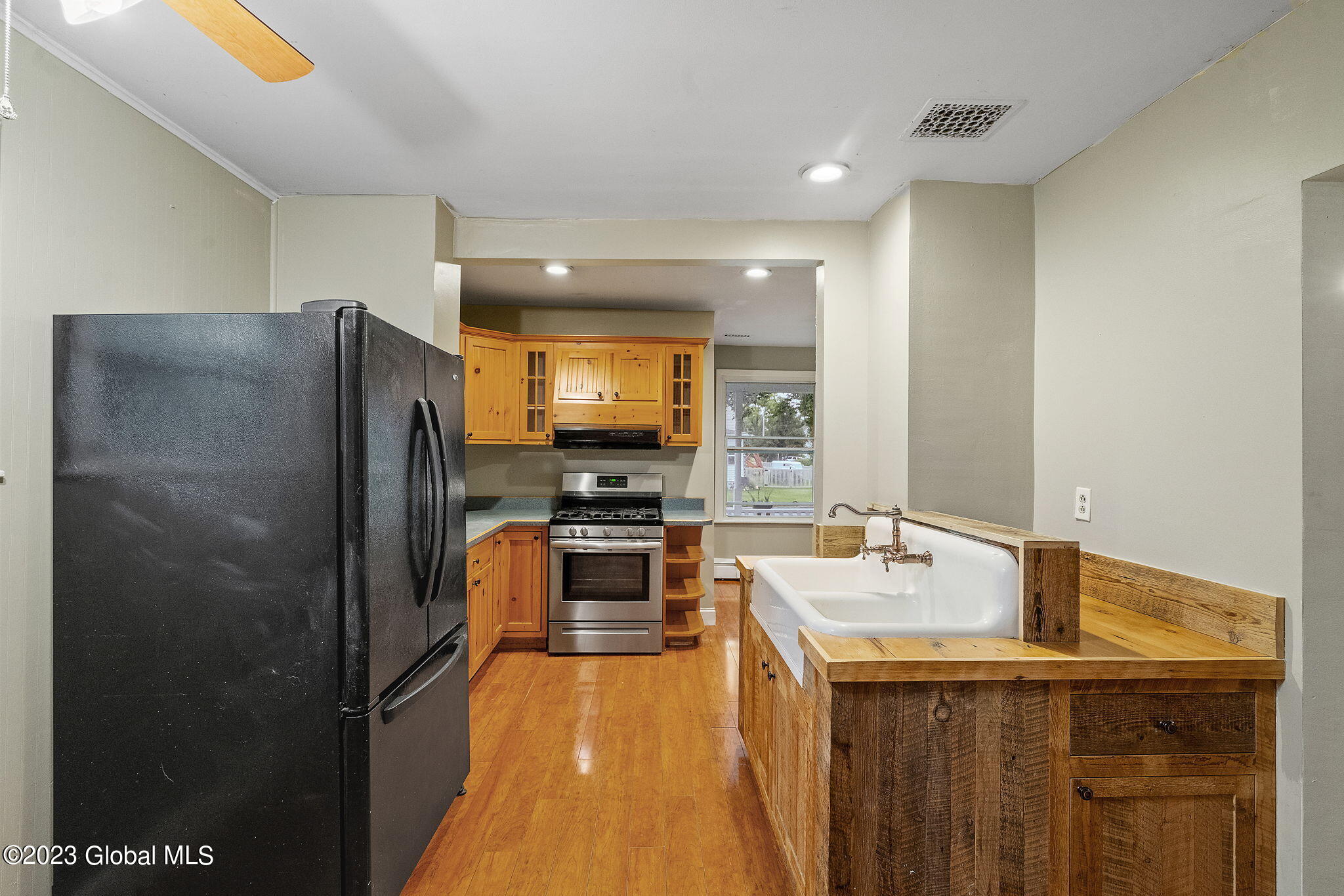 2504 Augustine Avenue