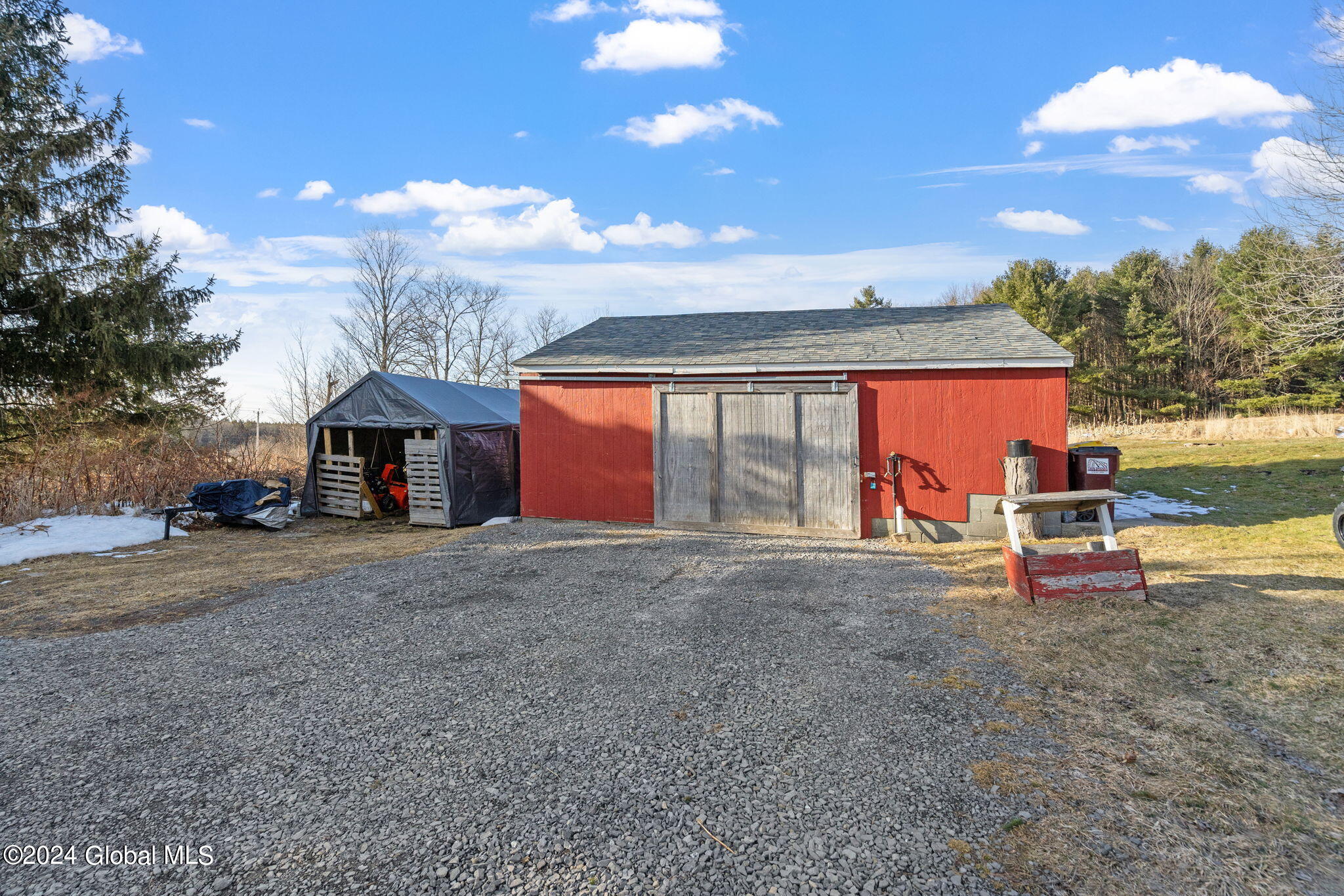 832 Woodstock Road