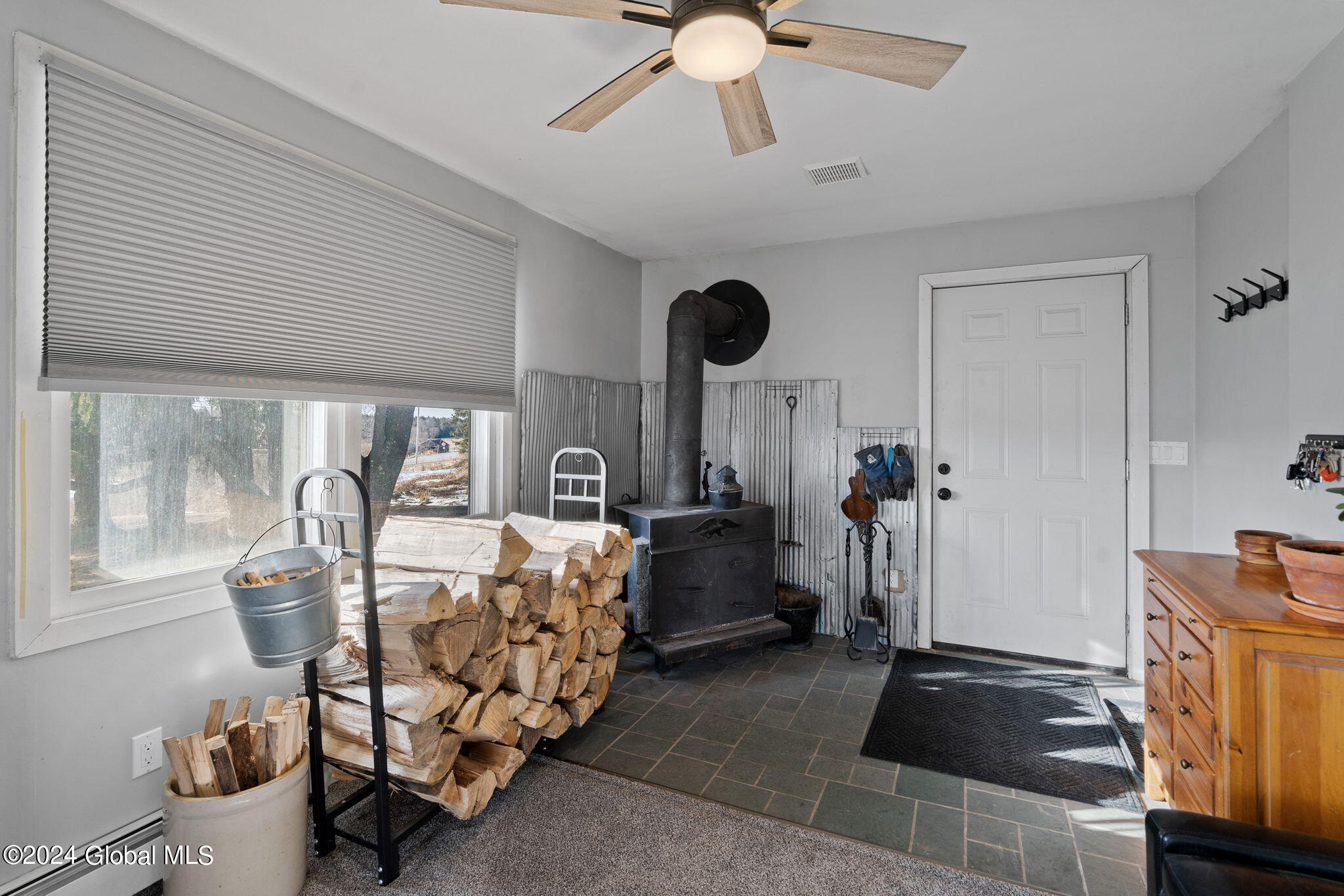 832 Woodstock Road