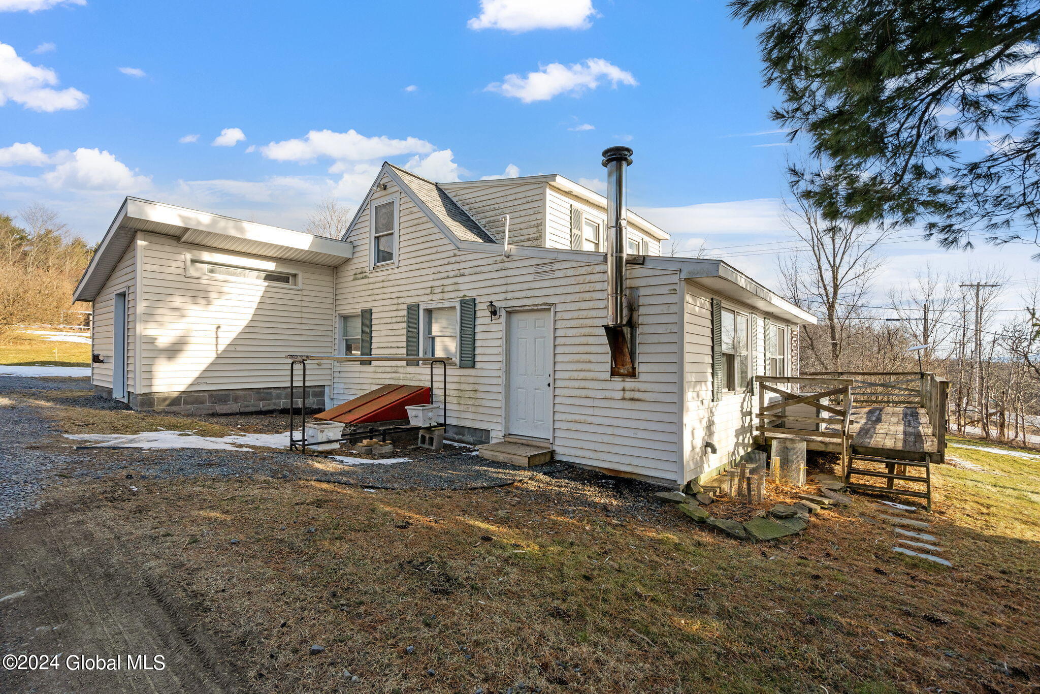 832 Woodstock Road