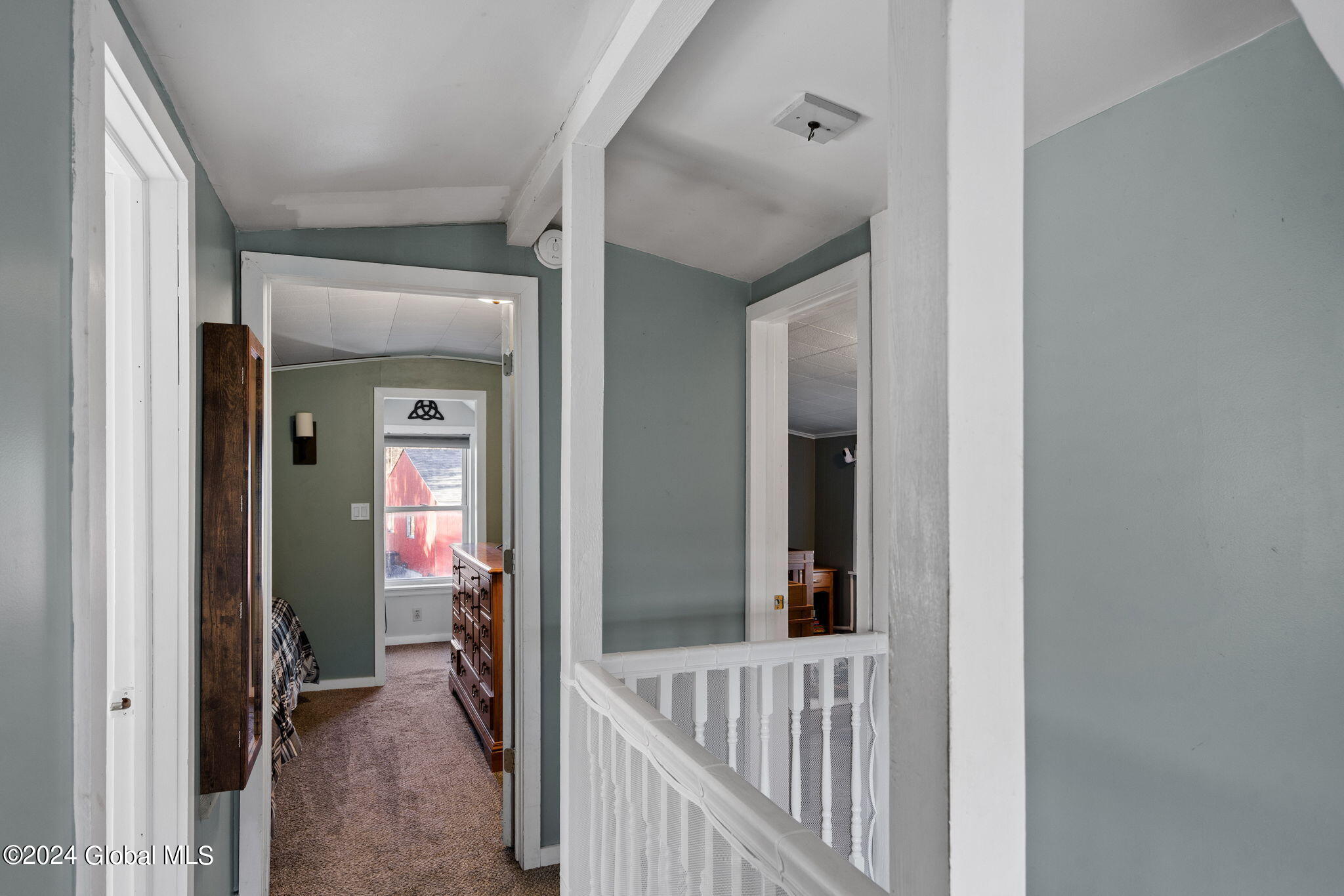 832 Woodstock Road