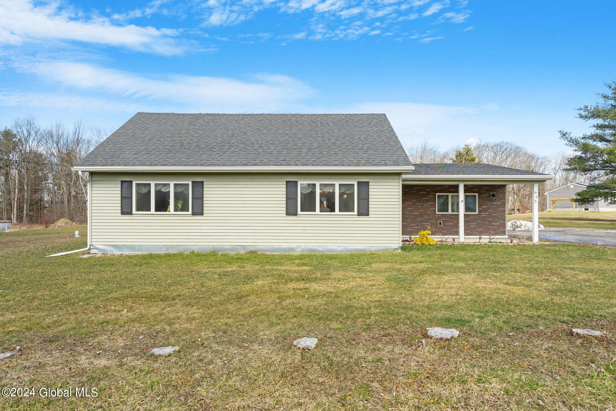 625 E Shore Road