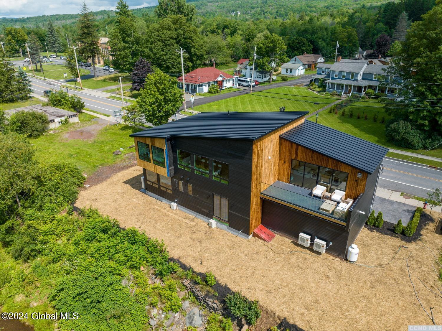 7759 Main Street