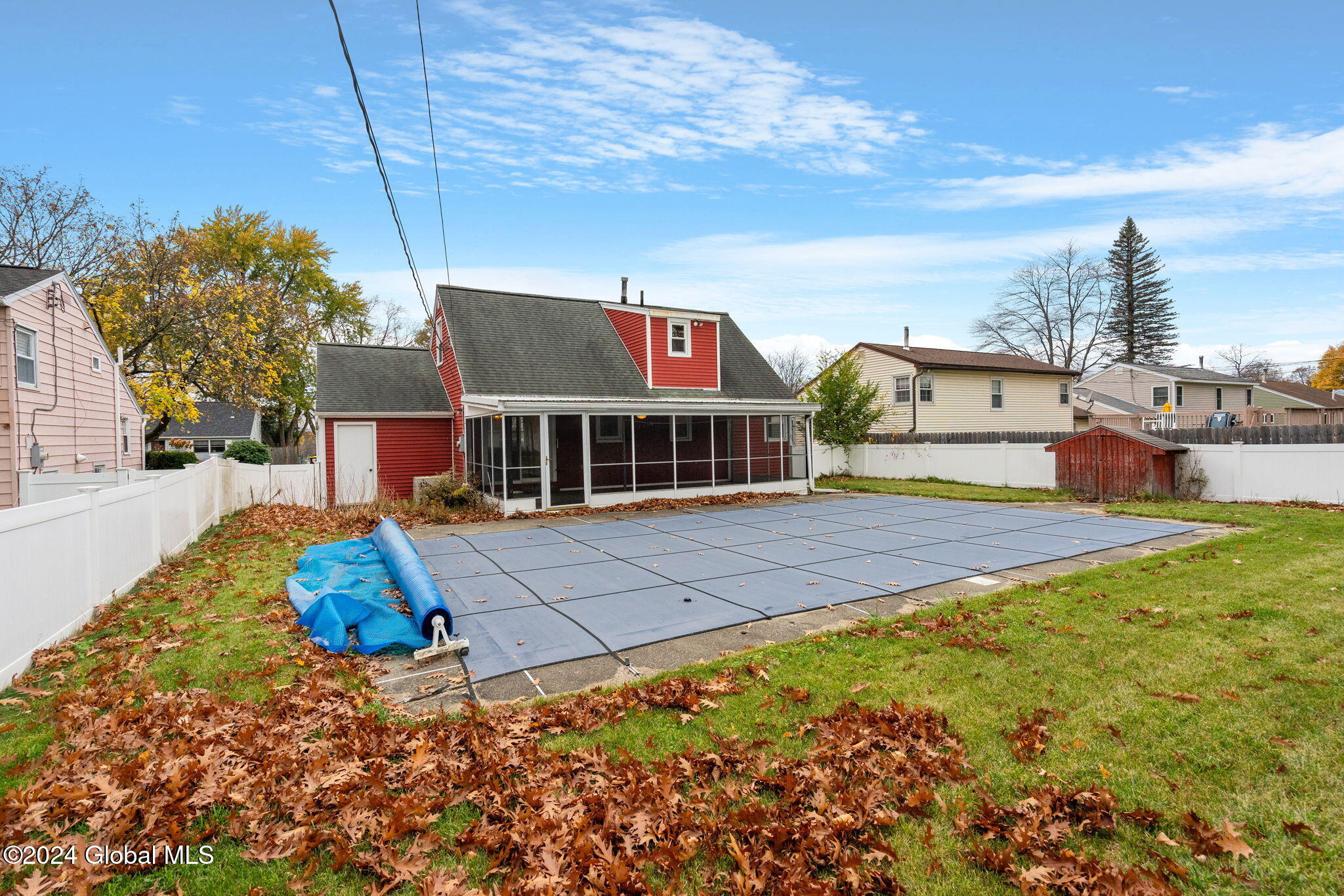 41 Perry Avenue
