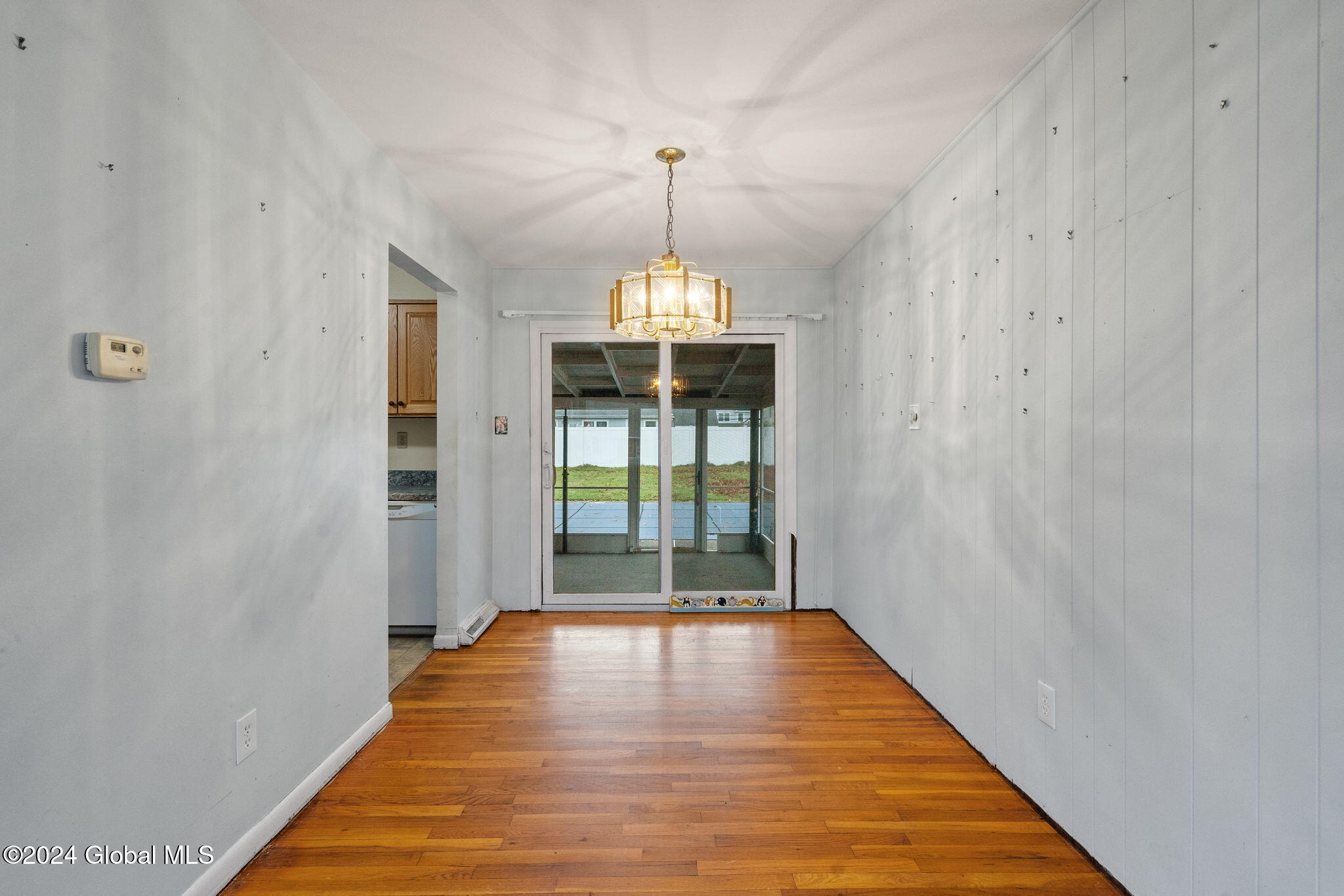41 Perry Avenue