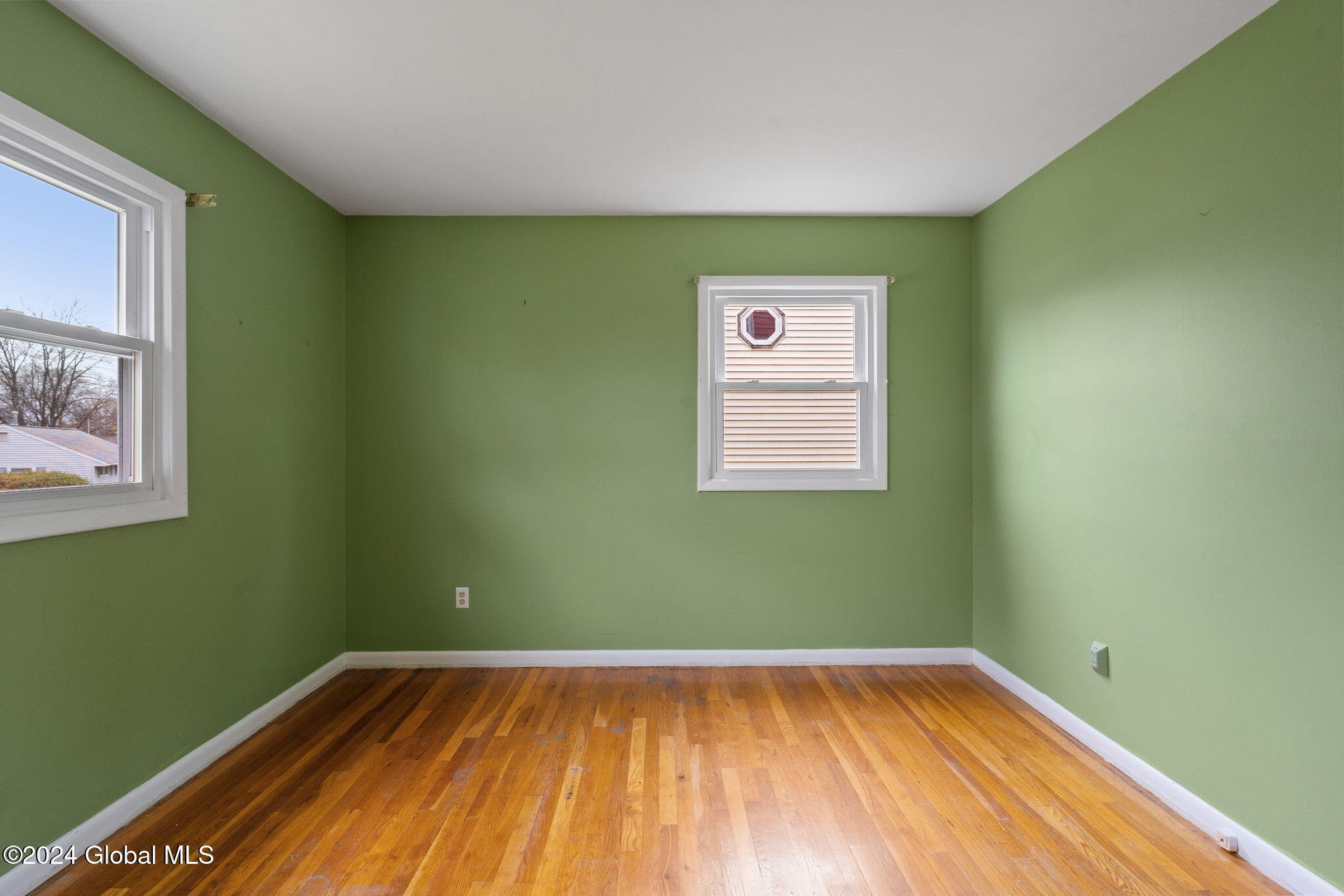 41 Perry Avenue