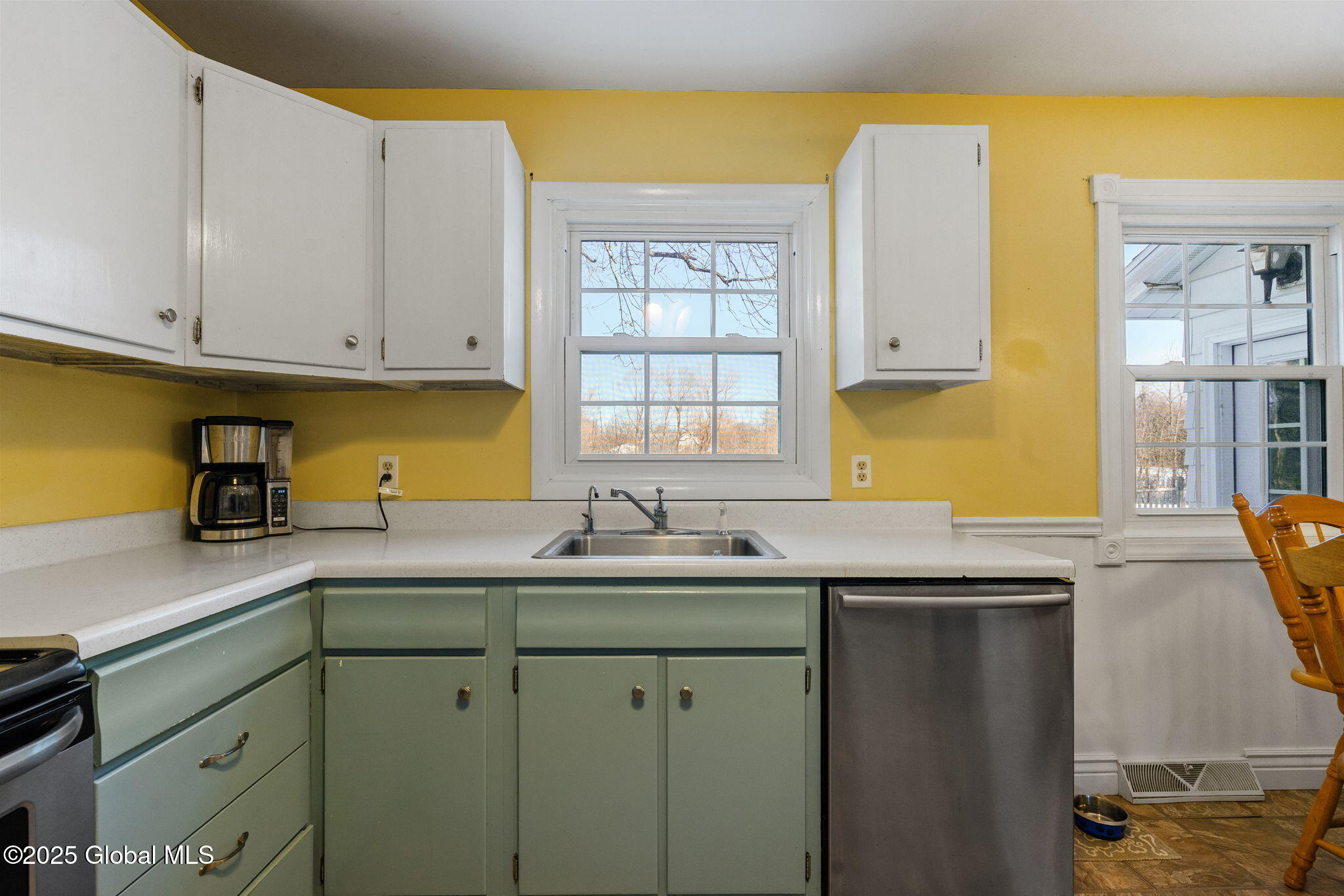 46 Cranbury Court