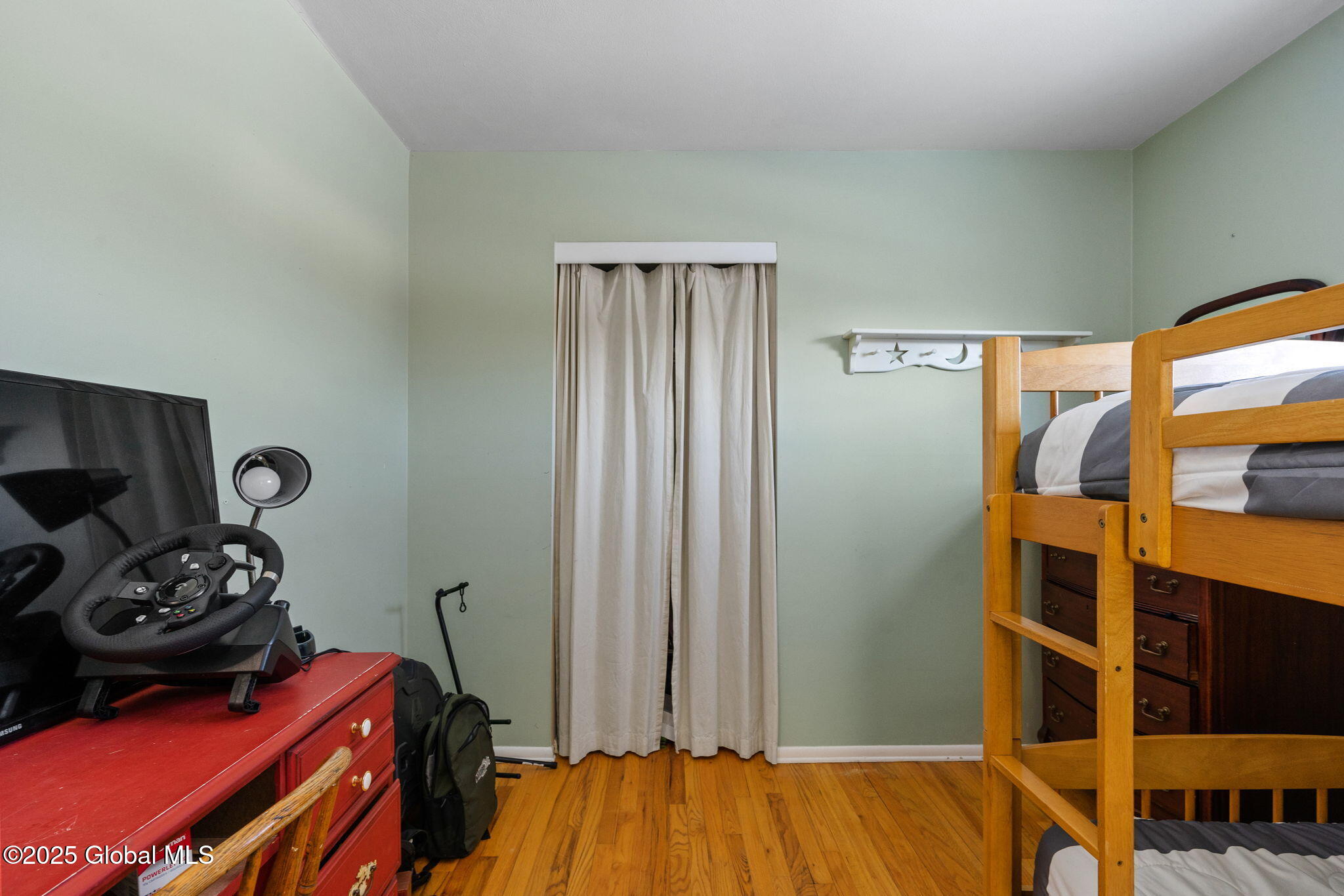 46 Cranbury Court