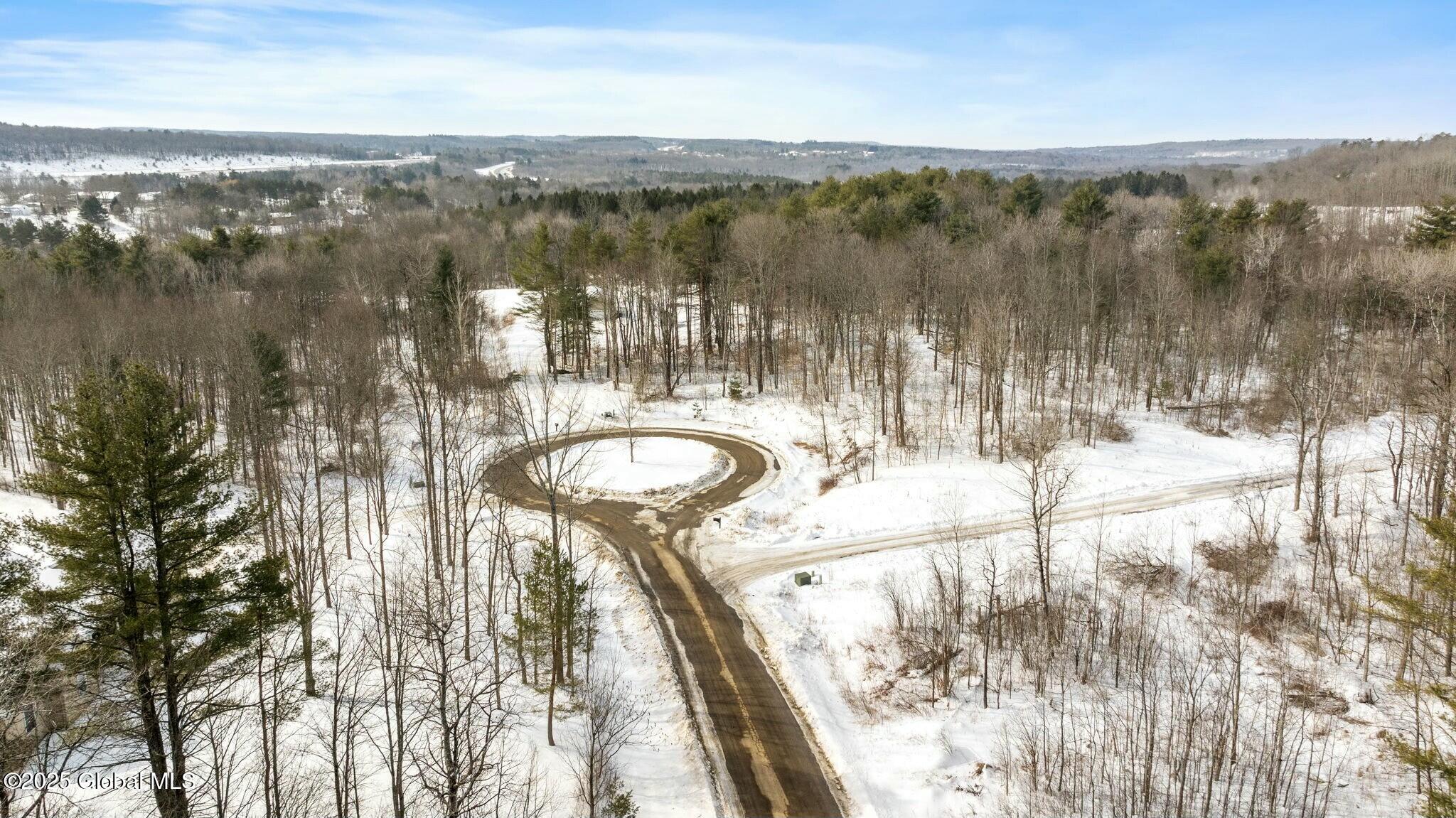 272 Woodstone Circle