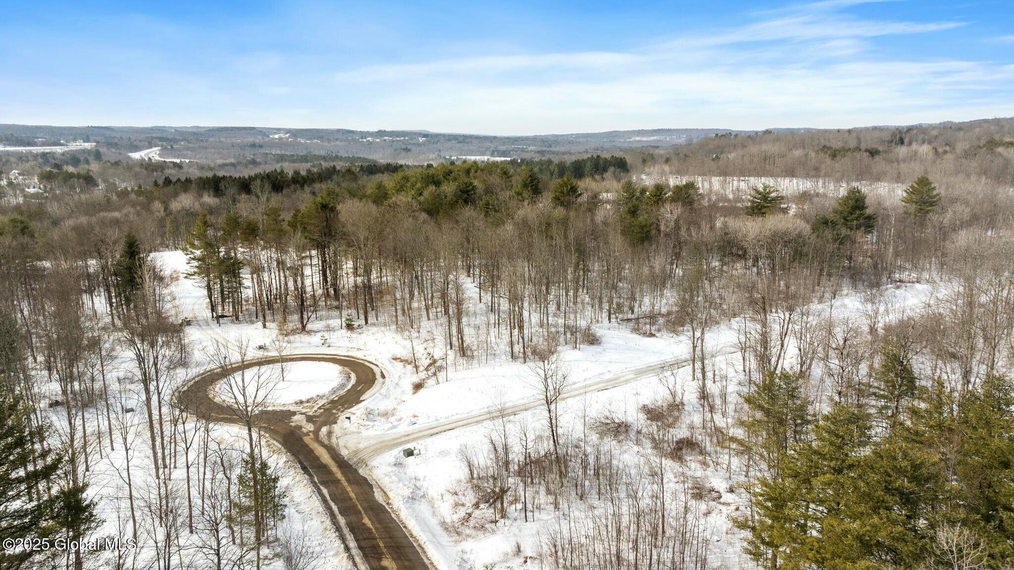 272 Woodstone Circle