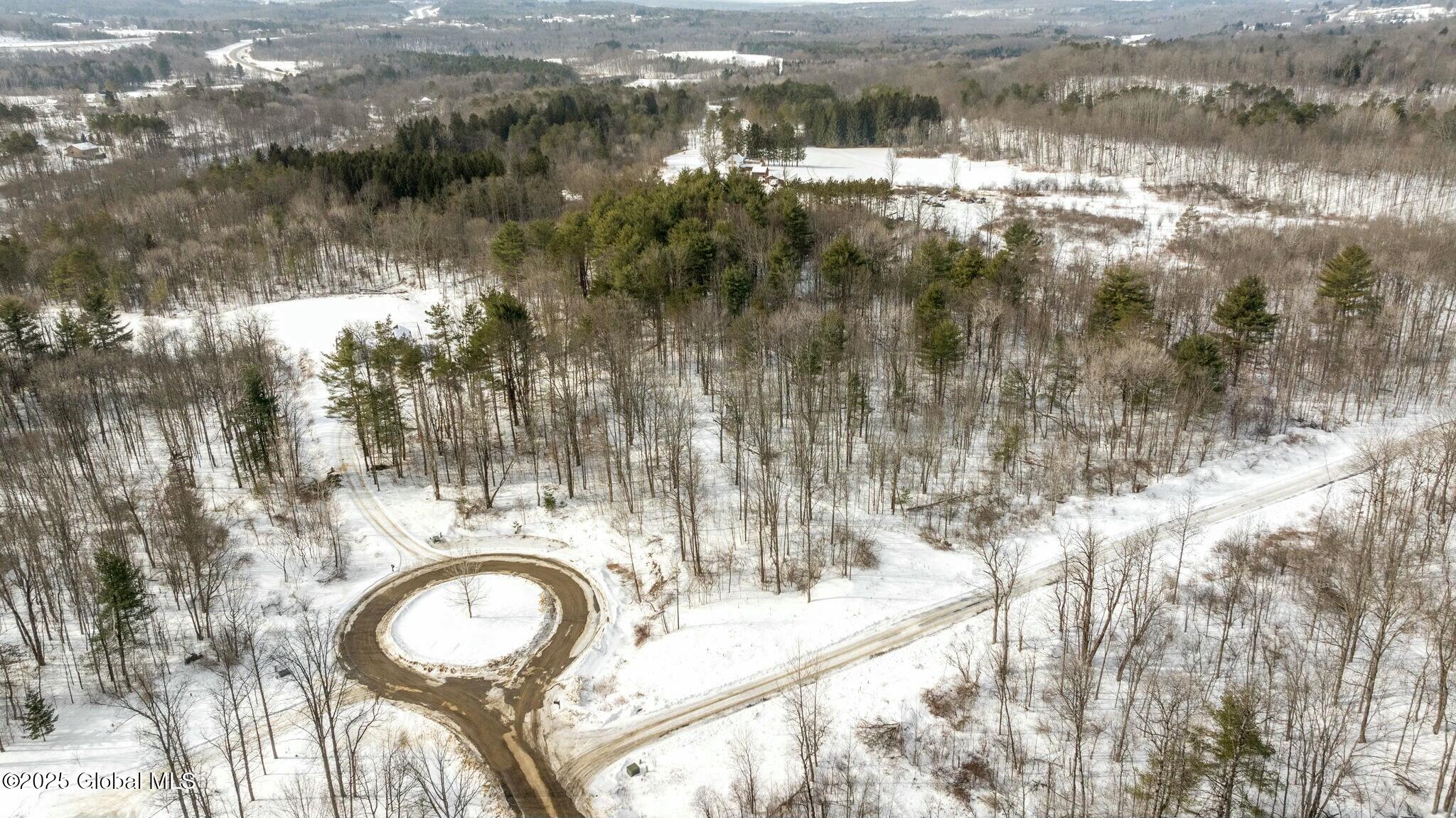 272 Woodstone Circle