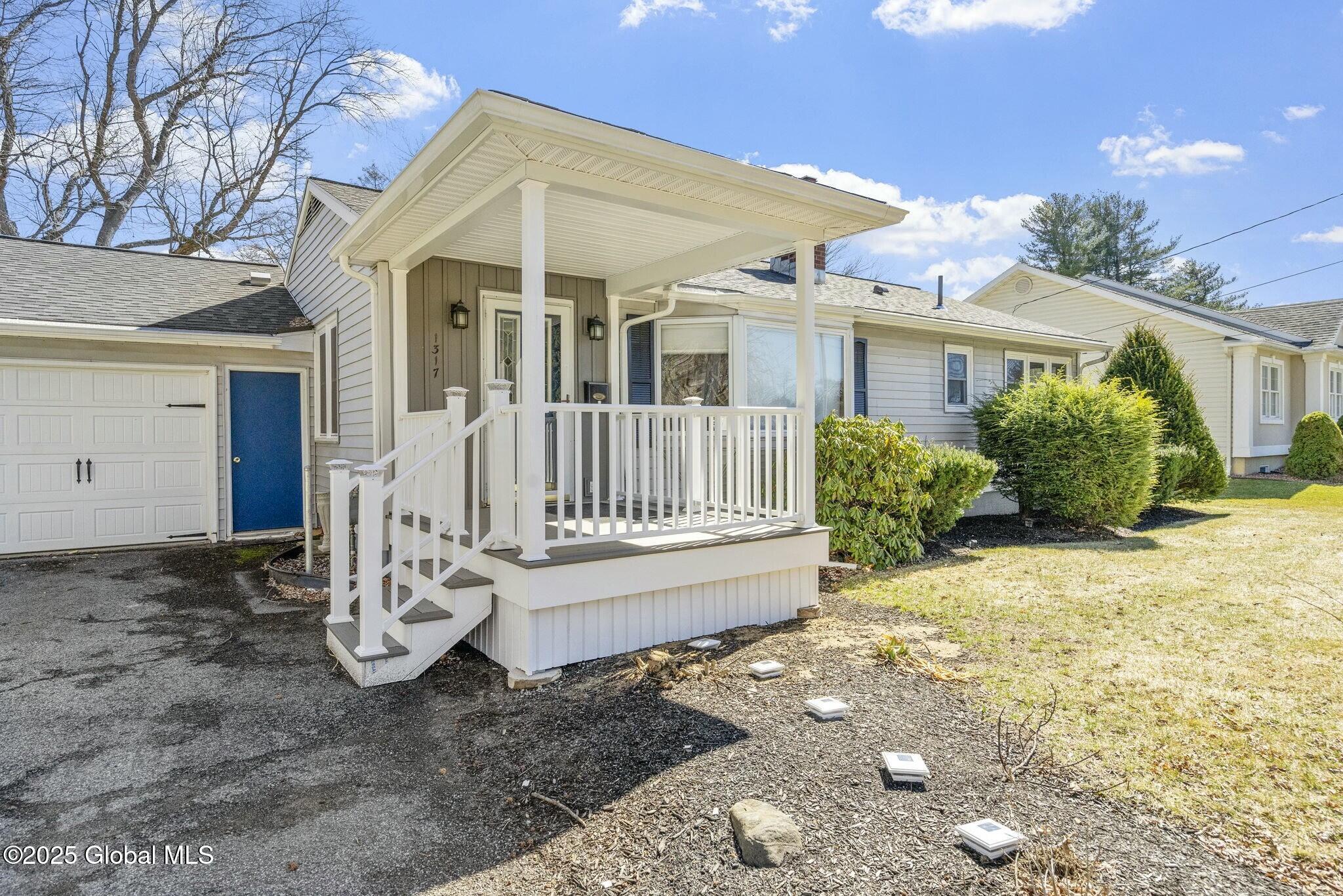 1317 Floral Avenue