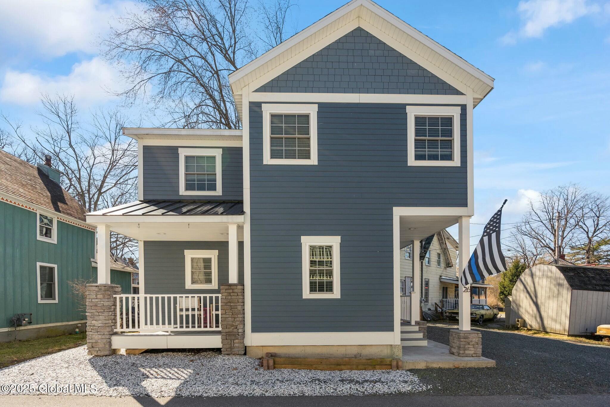 26 Albany Avenue