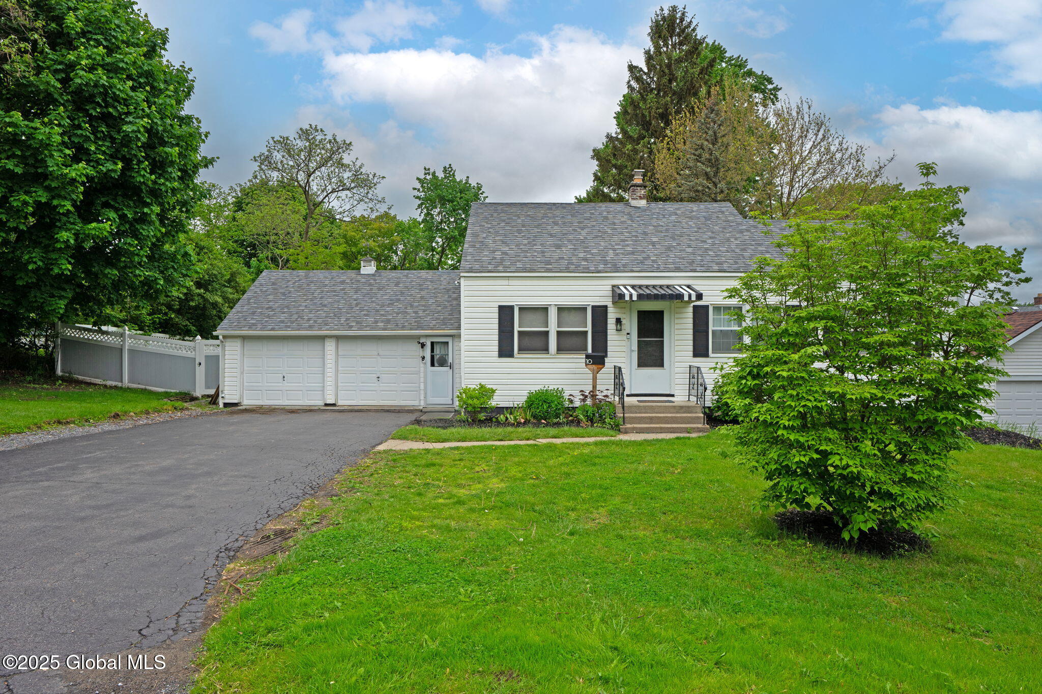 10 Virginia Boulevard
