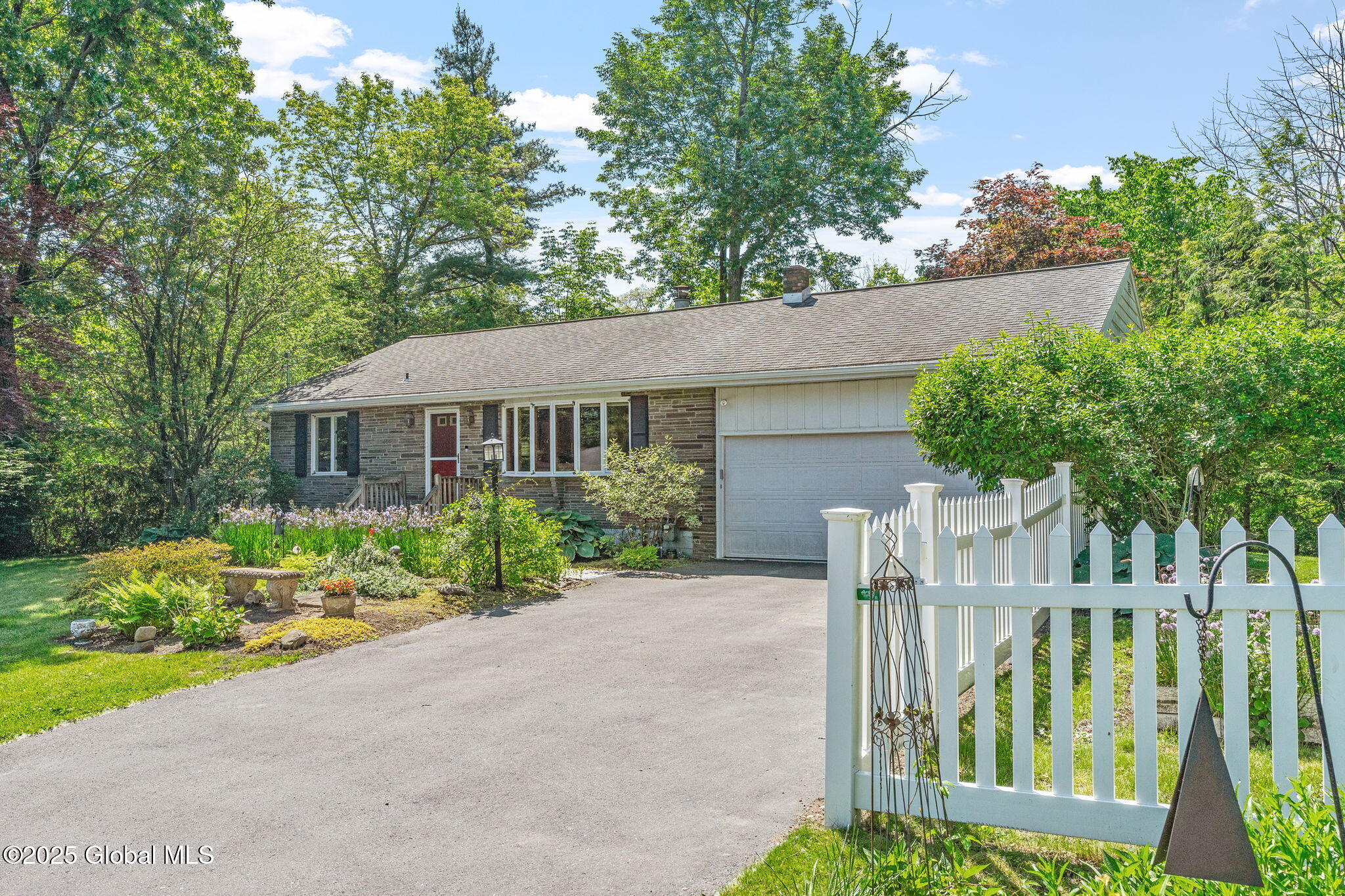1100 Niskayuna Road