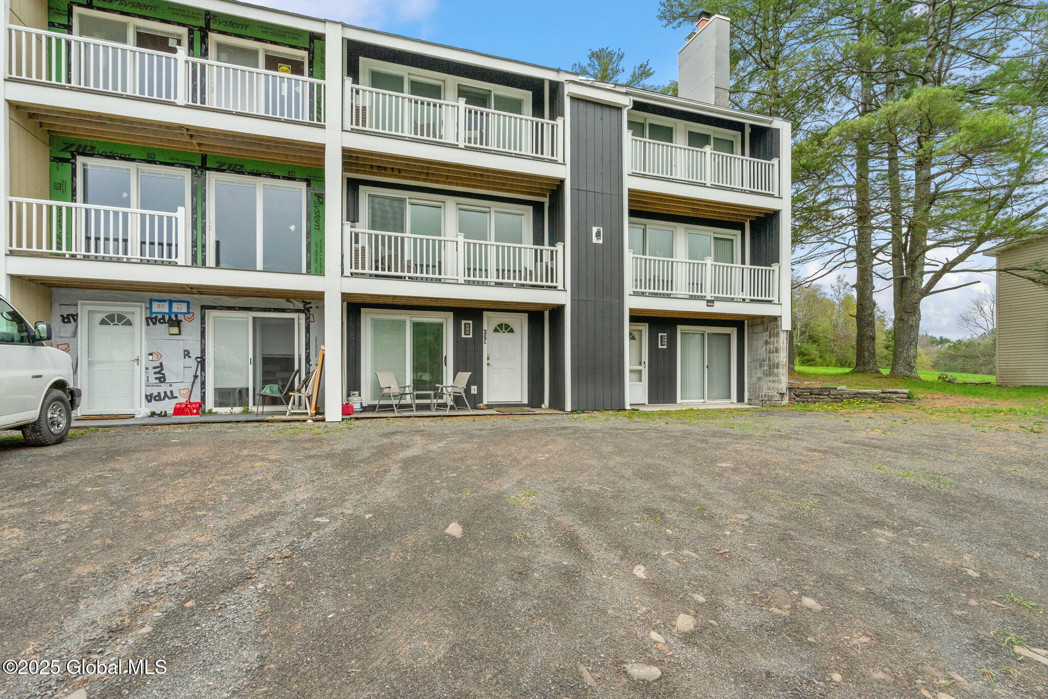 35 Scribner Hollow Road, # E3