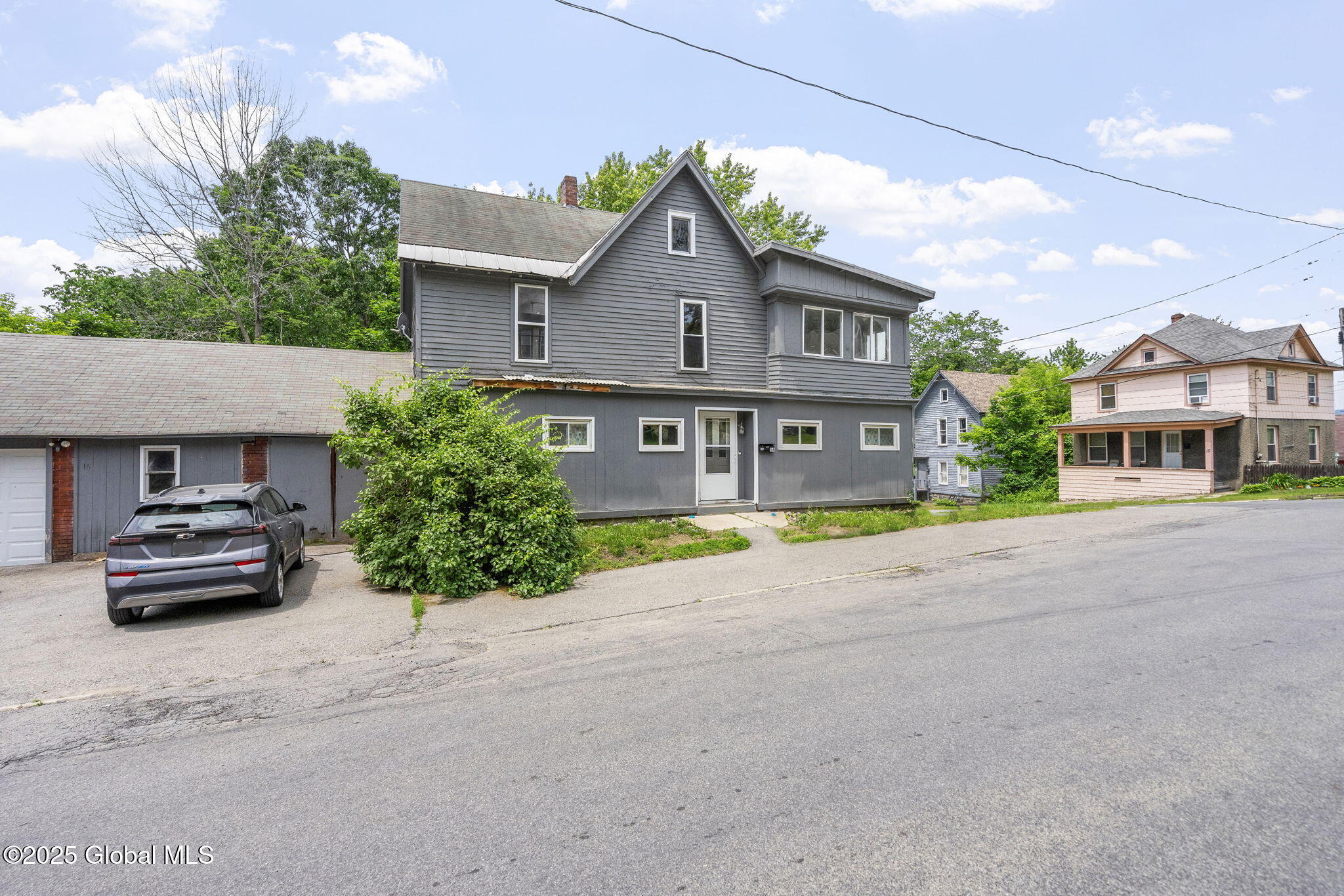 16 Steele Avenue