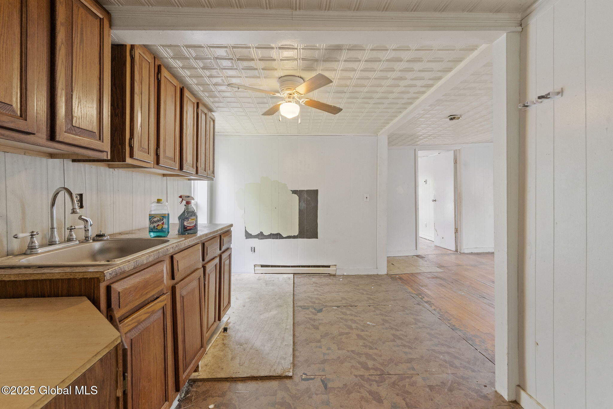 16 Steele Avenue