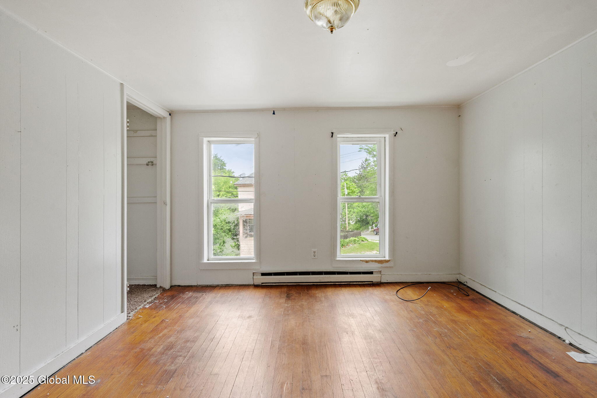 16 Steele Avenue