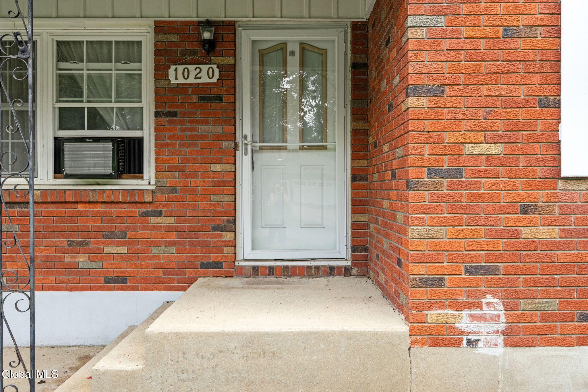 1020 John Alden Lane