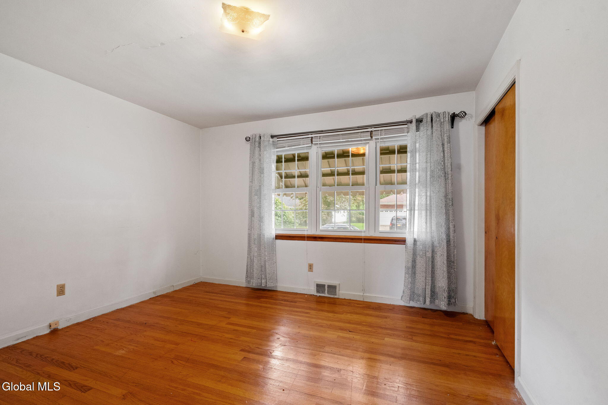 1020 John Alden Lane