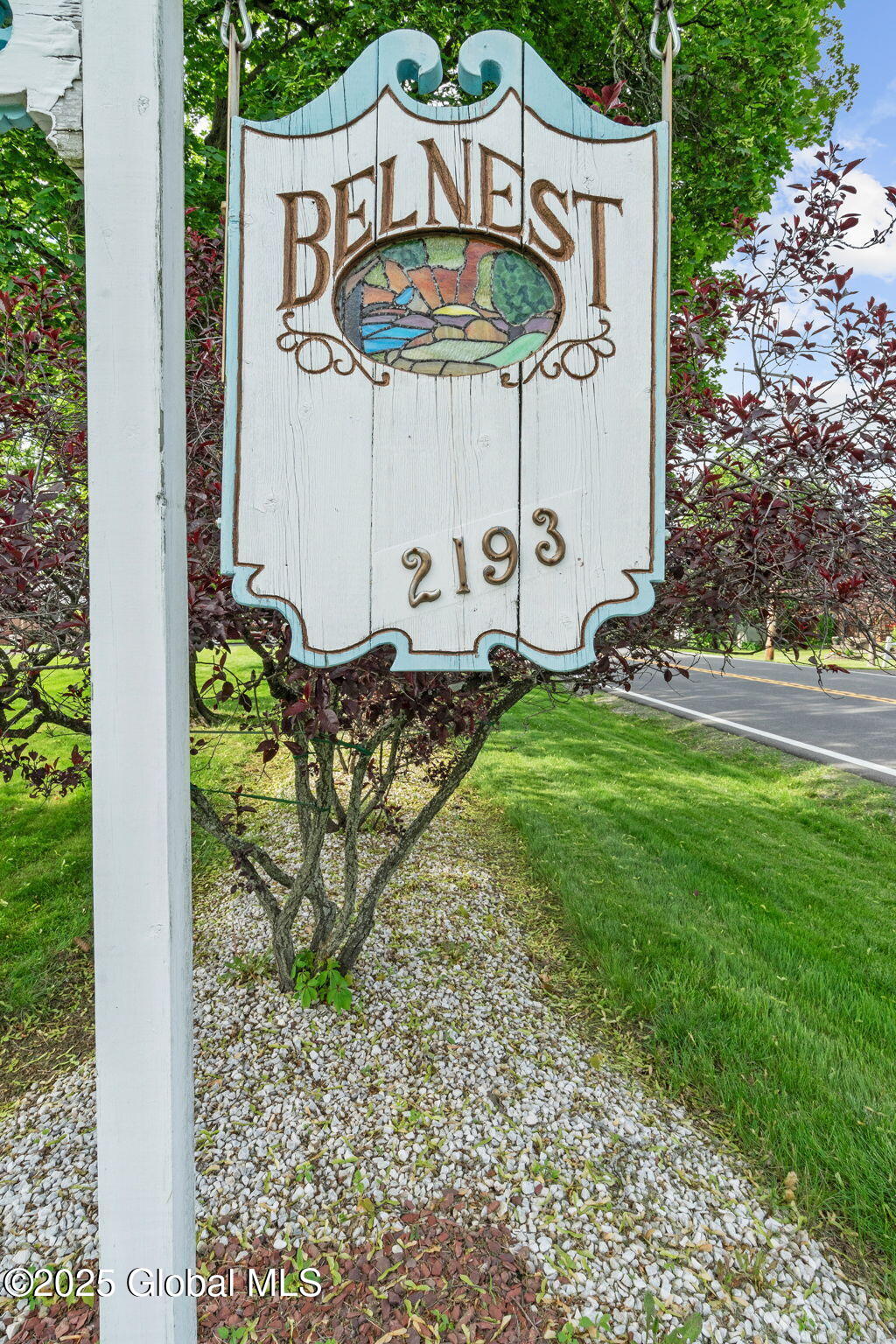 2193 NY-385